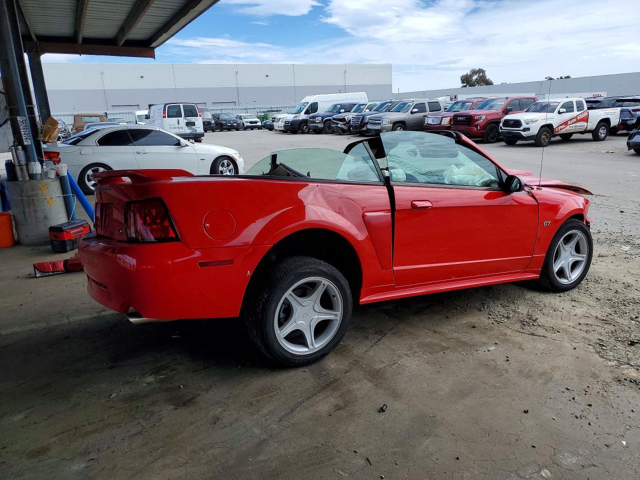 2002 Ford Mustang Gt - Фото 3