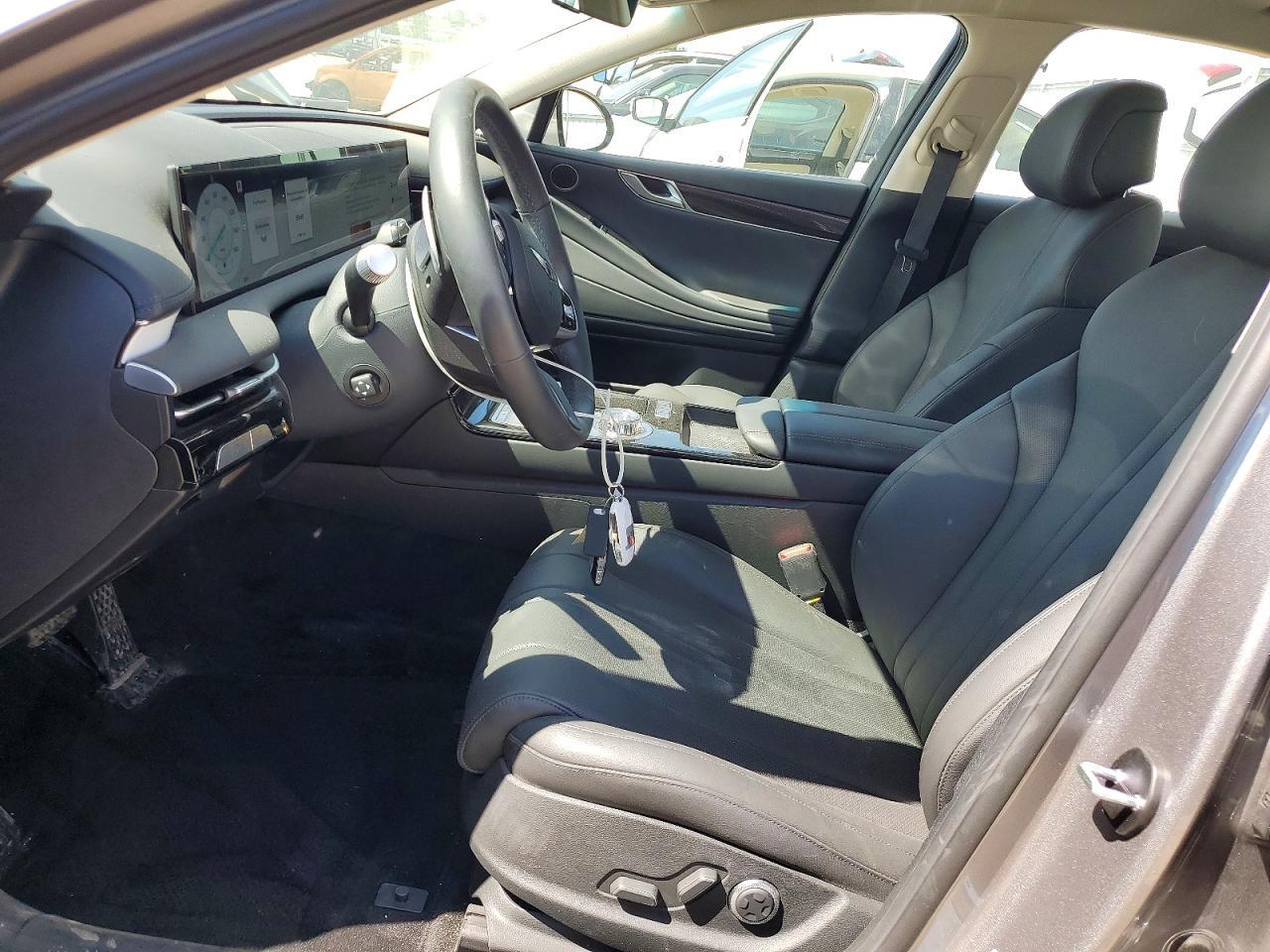 2026 Genesis G80 Base - Image 7