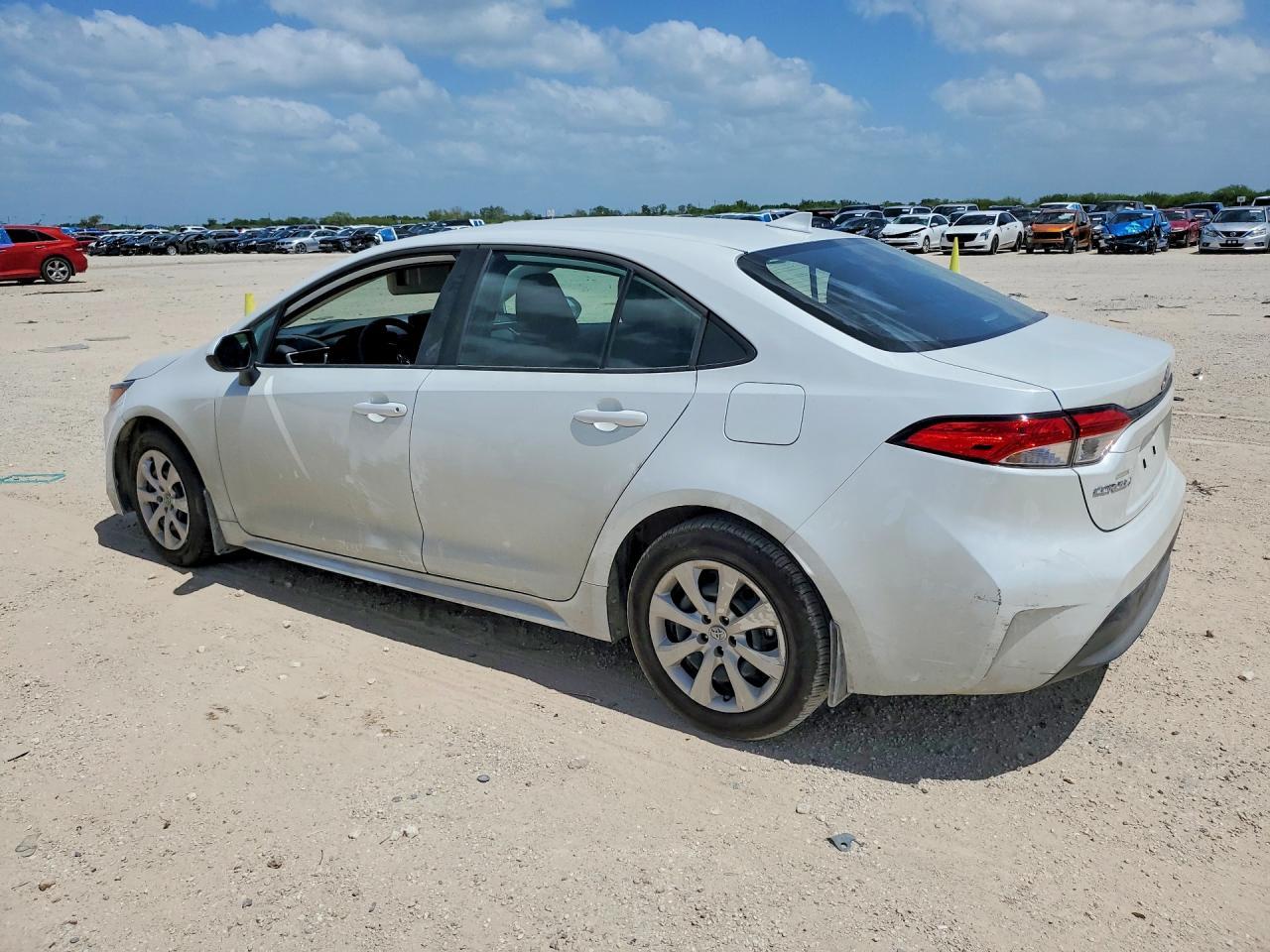 2026 Toyota Corolla Le - Image 2