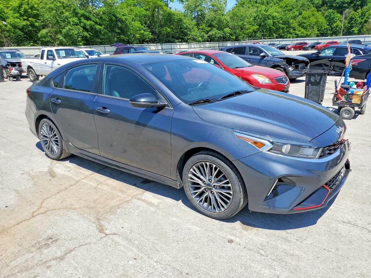 2023 Kia Forte Gt Line - Фото 4