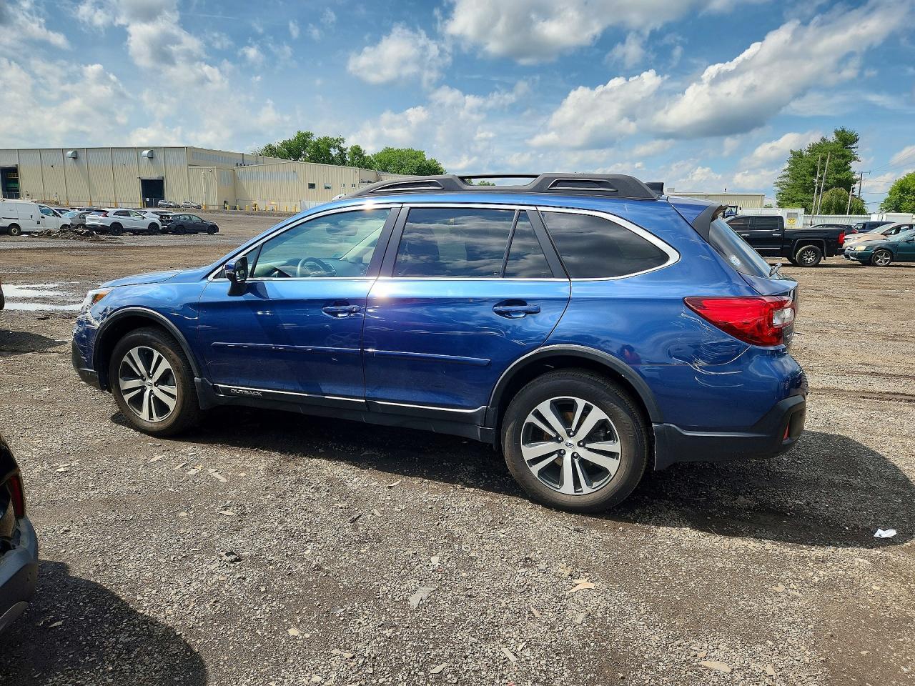 2019 Subaru Outback 2.5I Limited - Фото 2