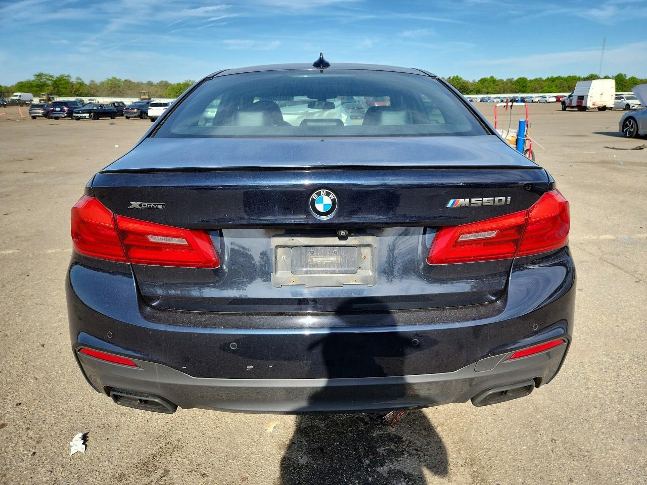 2020 BMW M550Xi - Фото 6