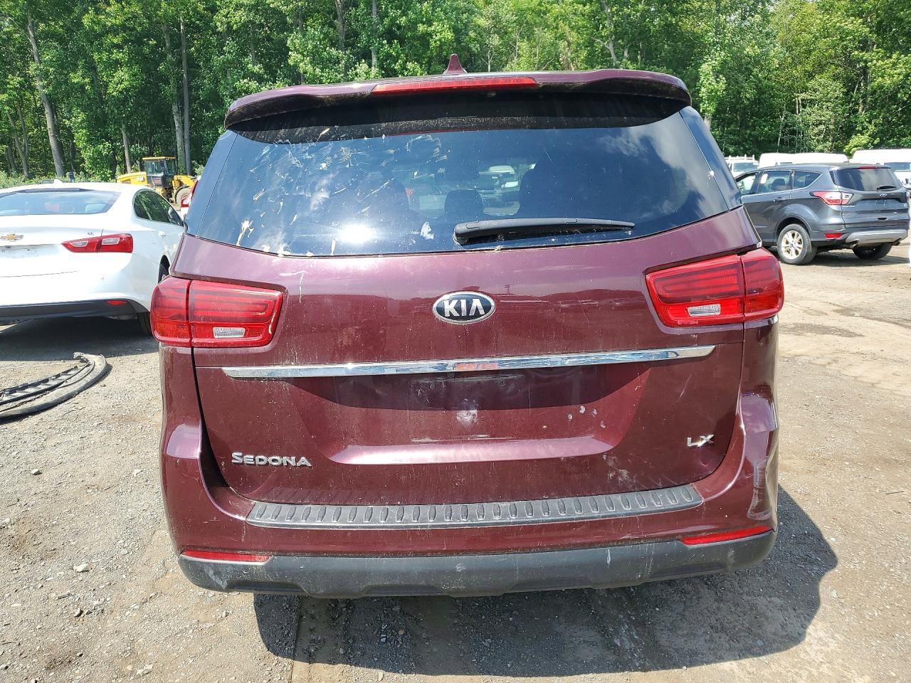 2020 Kia Sedona Lx - Фото 6