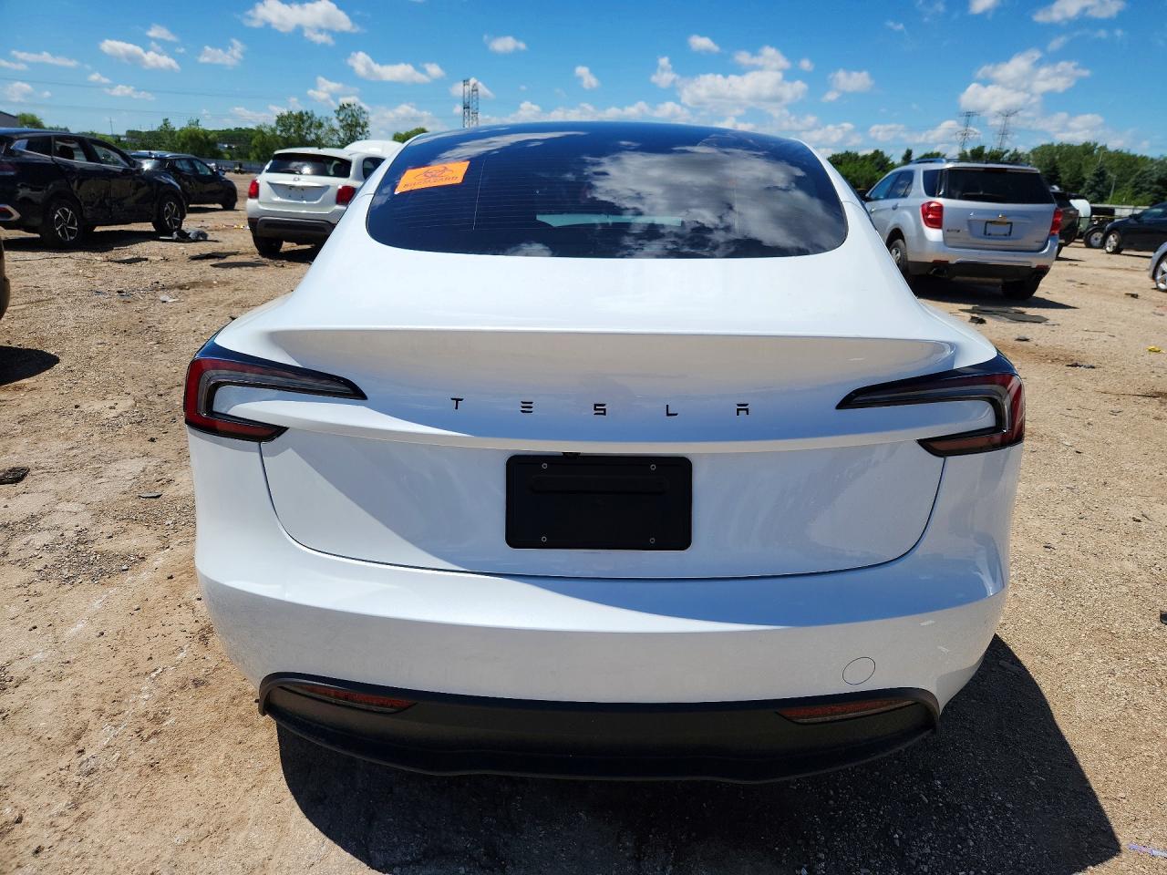 2026 Tesla Model 3 - Image 6