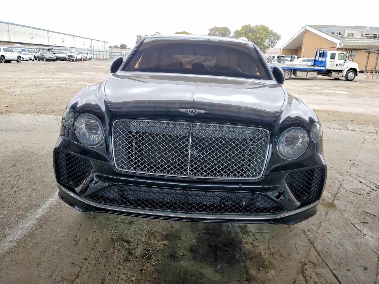2021 Bentley Bentayga - Фото 5