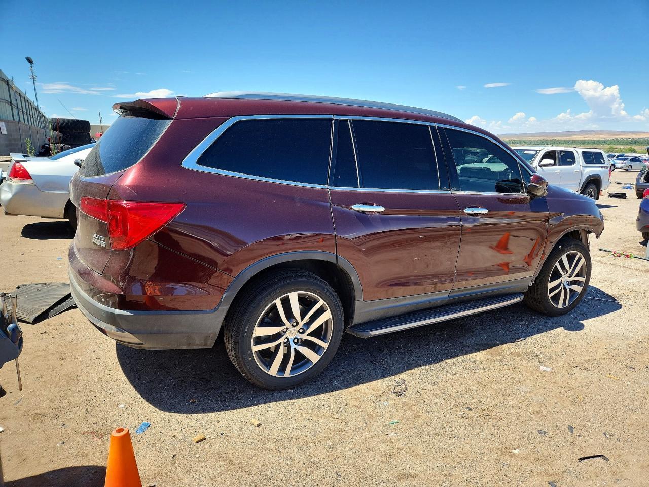 2017 Honda Pilot Elite - Фото 3