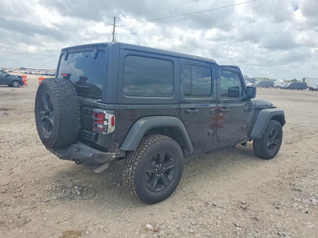 2022 Jeep Wrangler Unlimited Sport - Фото 3