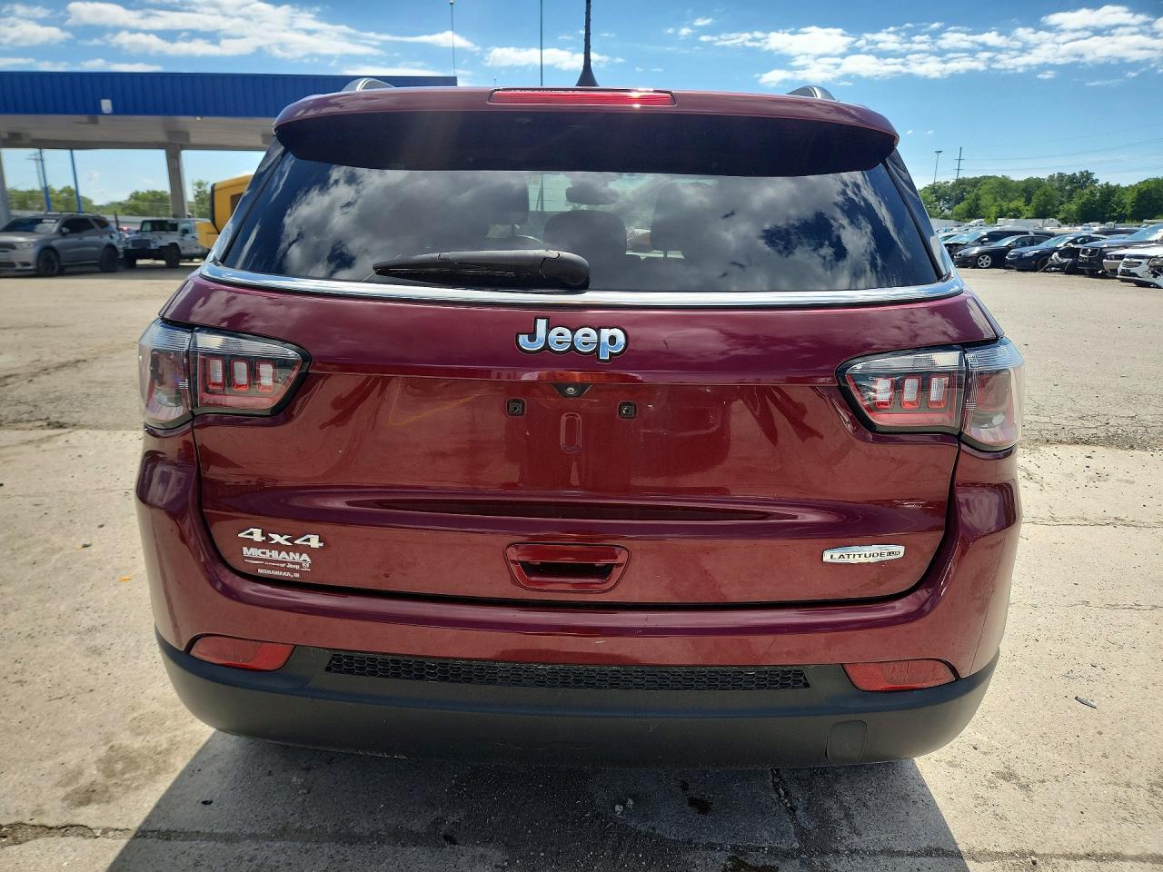 2022 Jeep Compass Latitude Lux - Image 6