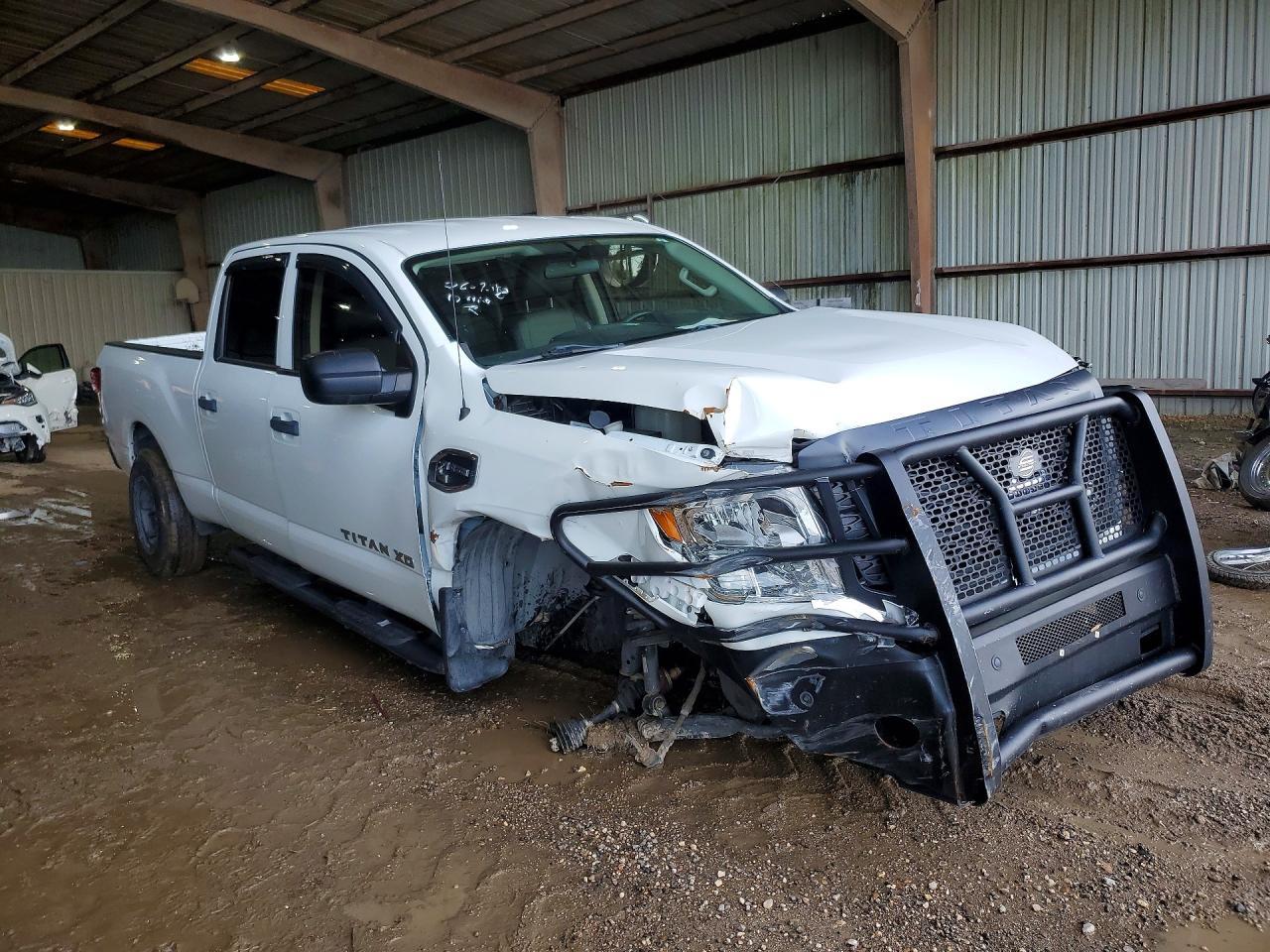 2017 Nissan Titan Xd S - Фото 4