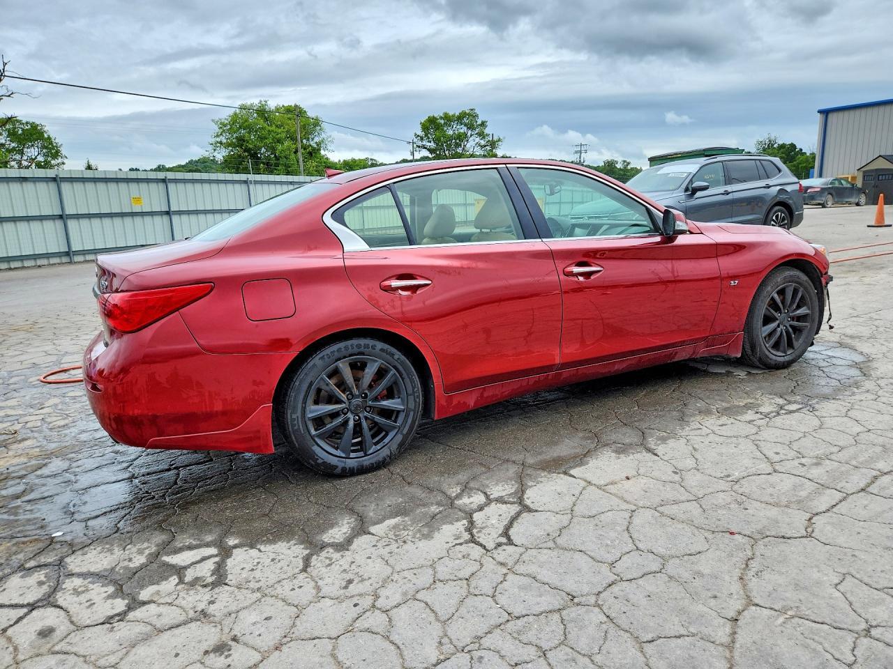 2014 Infiniti Q50 Premium - Image 3