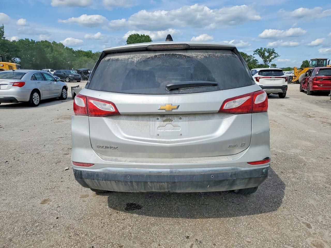 2018 Chevrolet Equinox Lt - Image 6