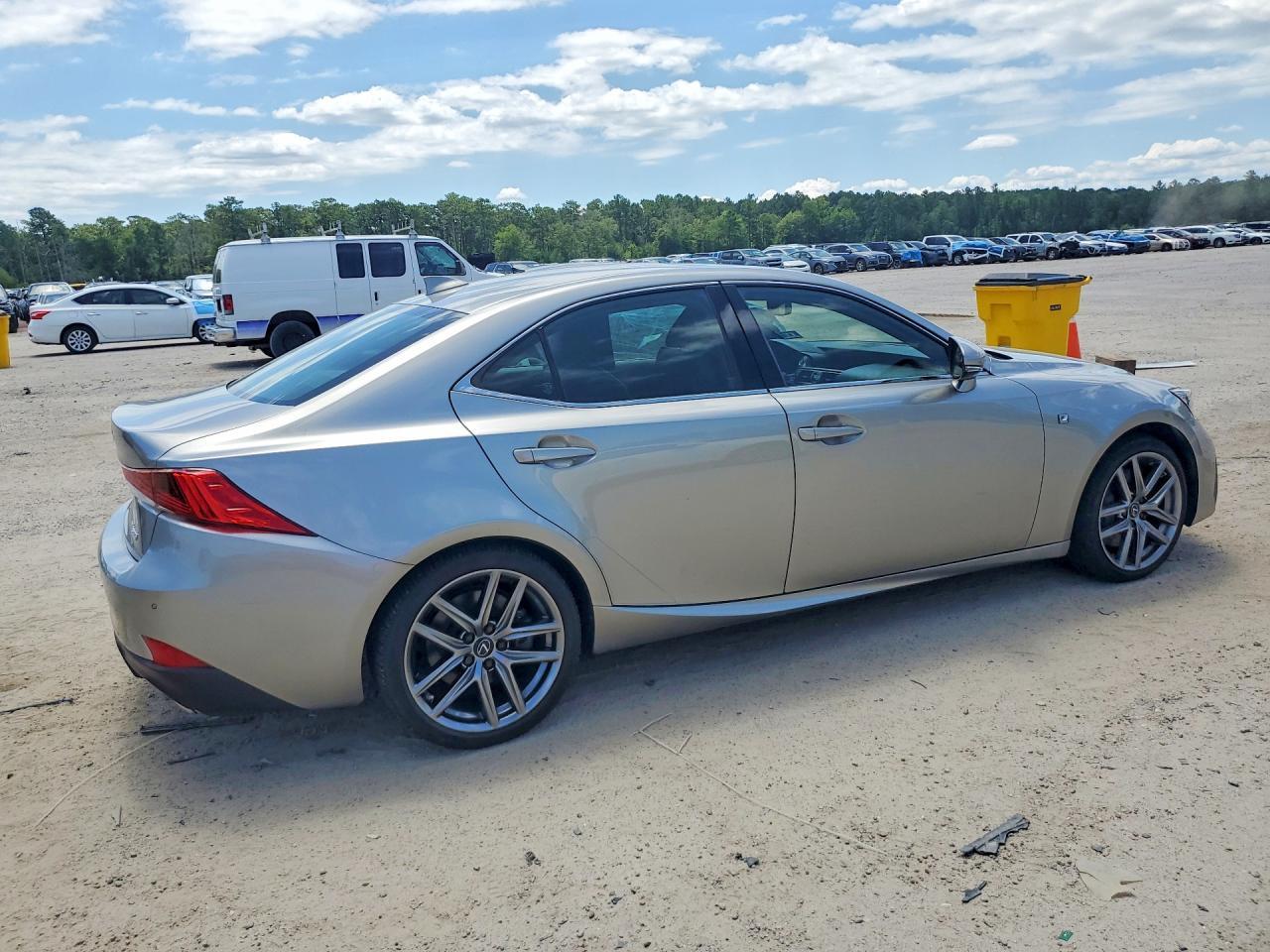 2020 Lexus Is 300 F Sport - Фото 3