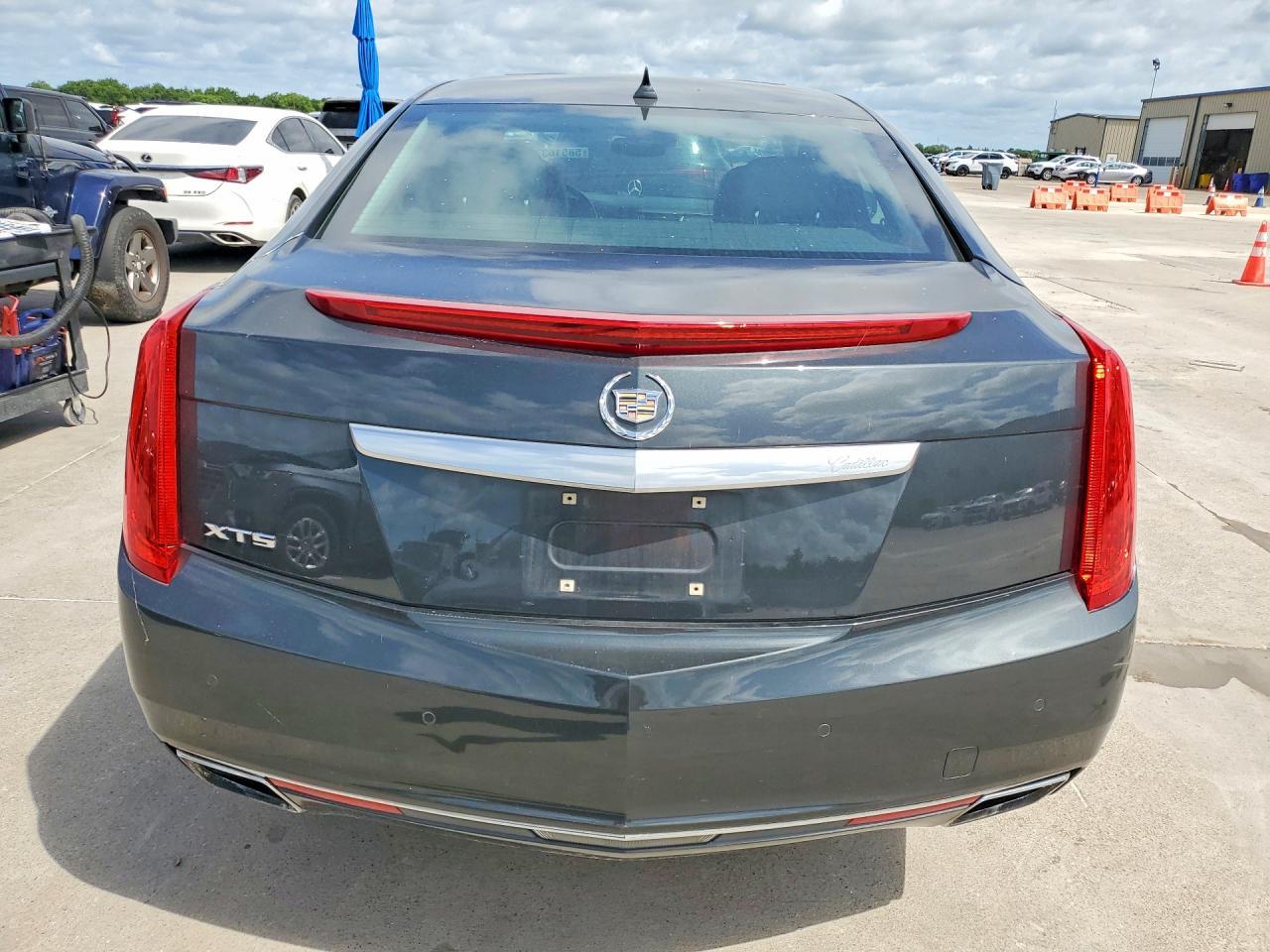2013 Cadillac Xts Premium Collection - Image 6