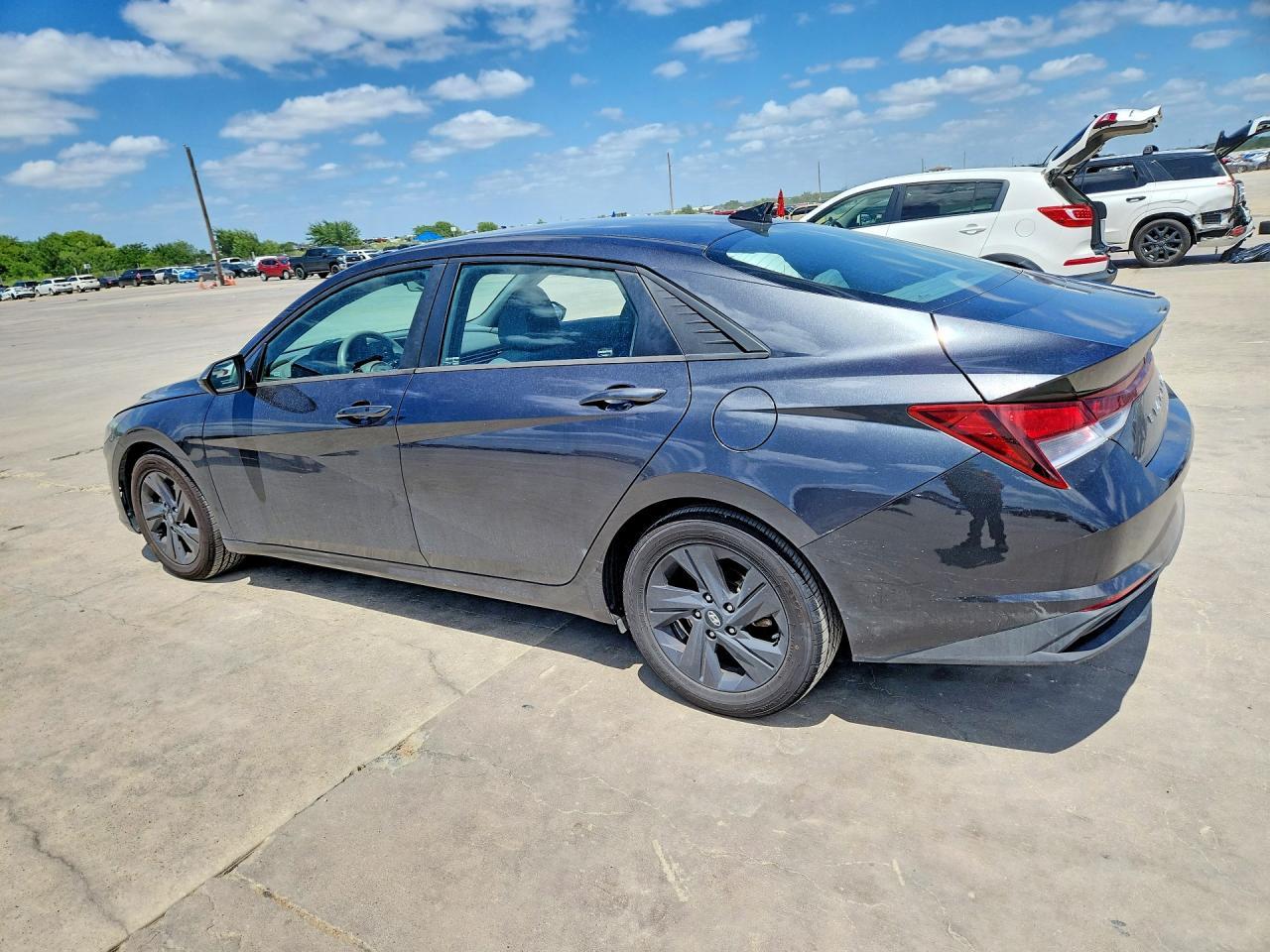 2021 Hyundai Elantra Sel - Фото 2