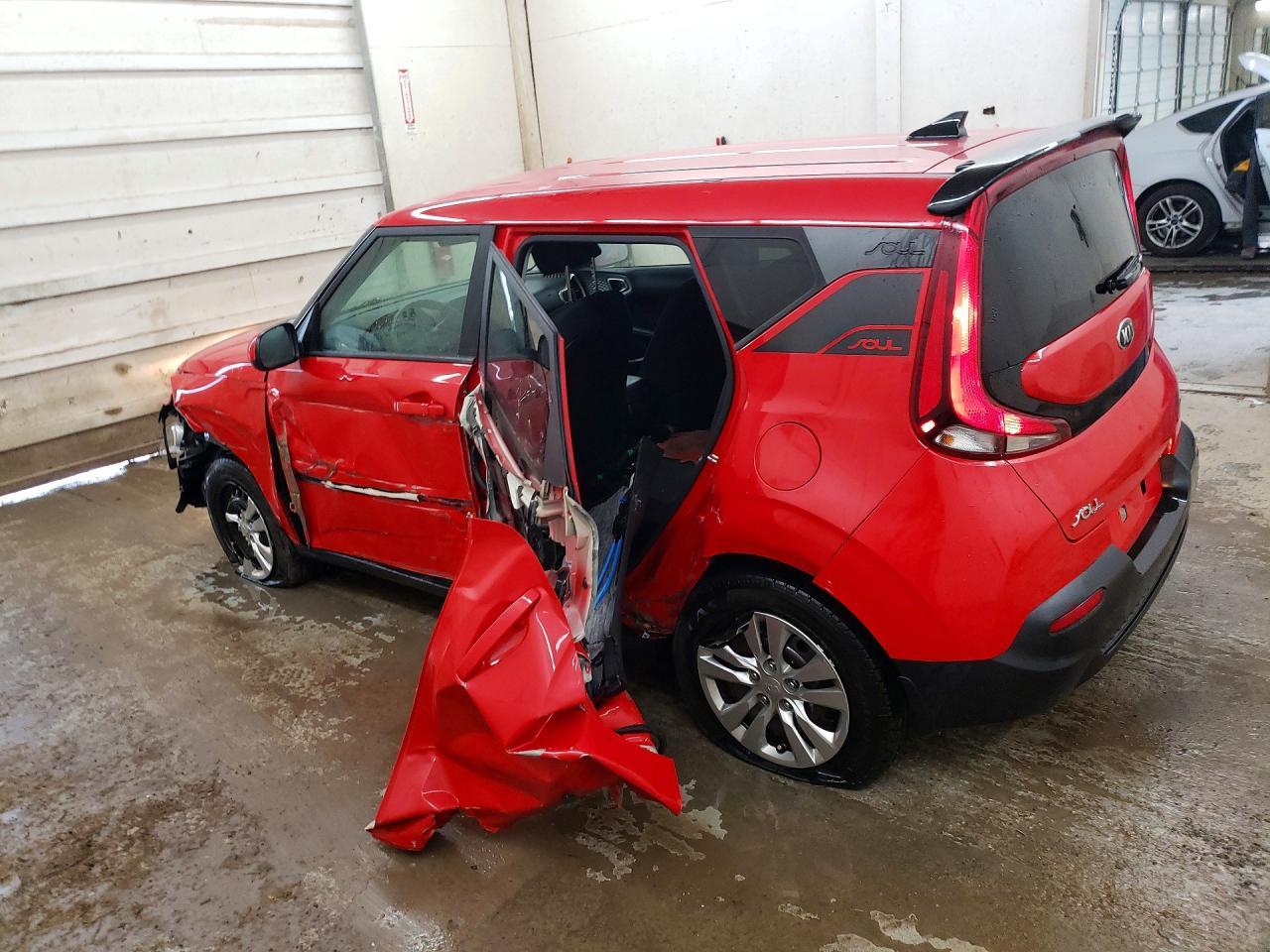 2020 Kia Soul Lx - Фото 2