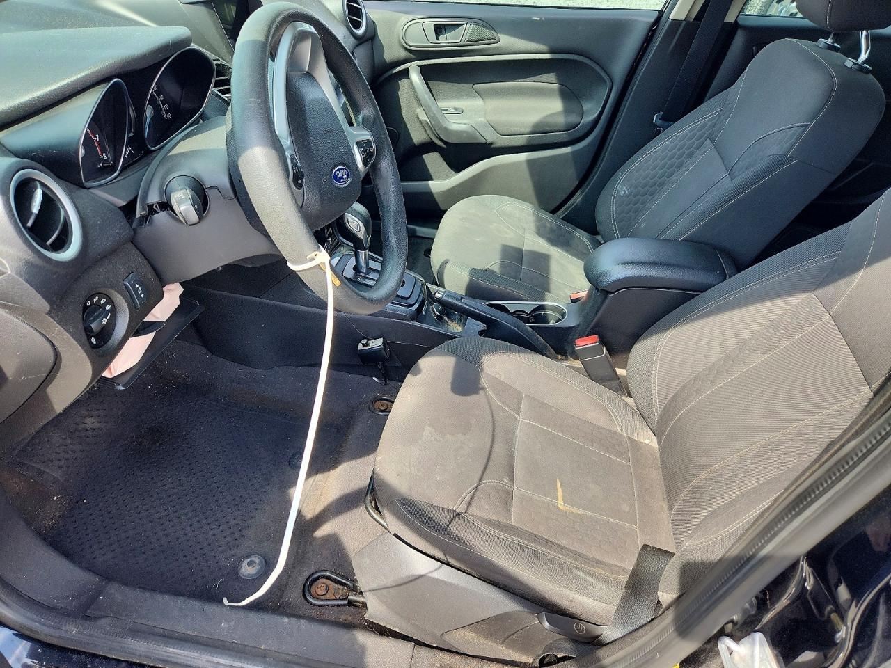 2019 Ford Fiesta Se - Image 7