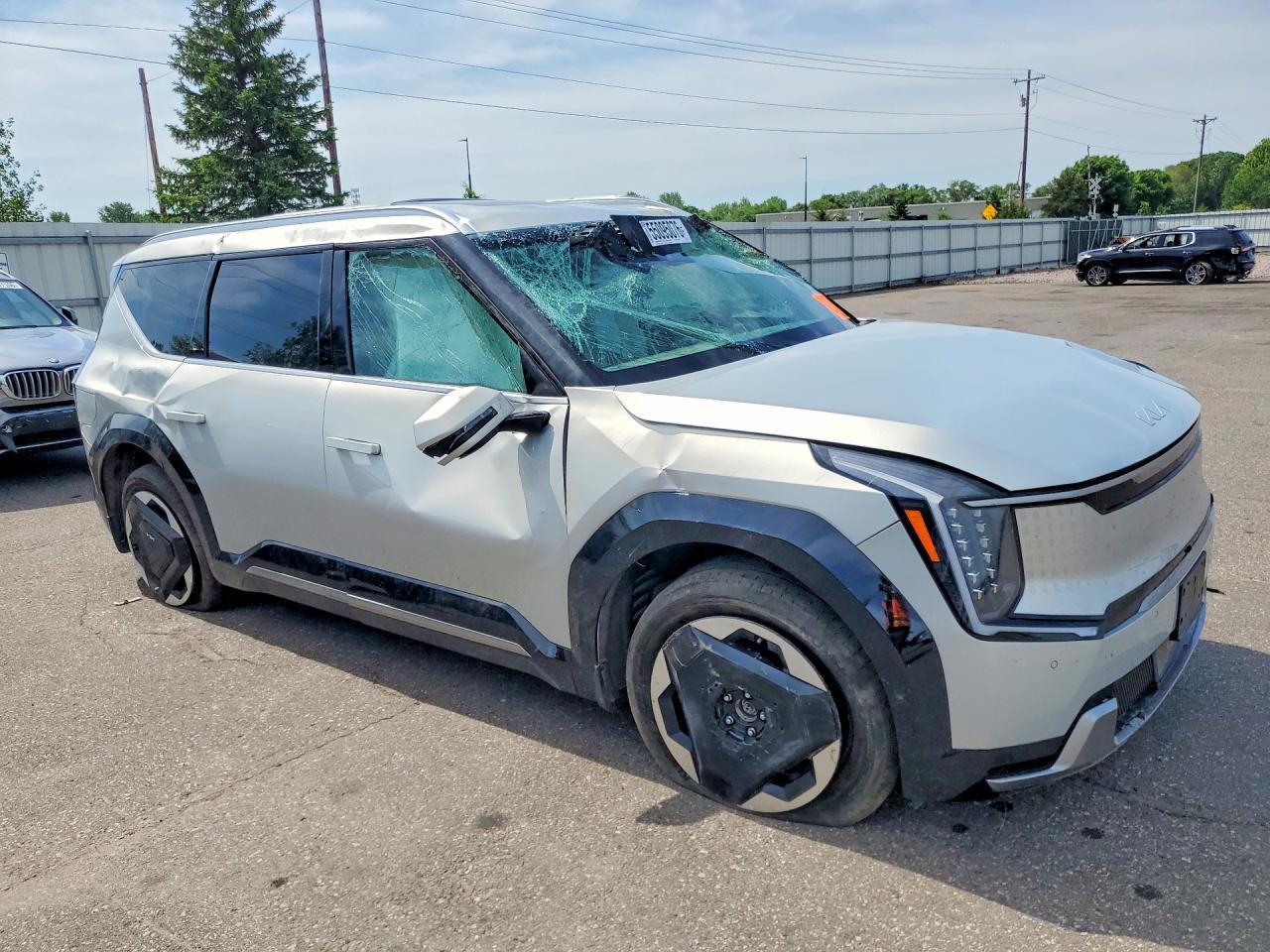 2026 Kia Ev9 Land - Image 4