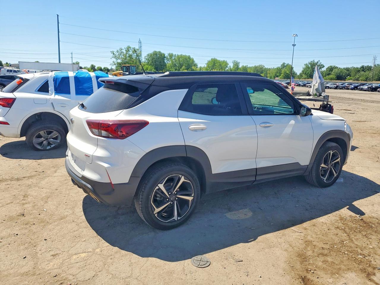 2021 Chevrolet Trailblazer Rs - Фото 3