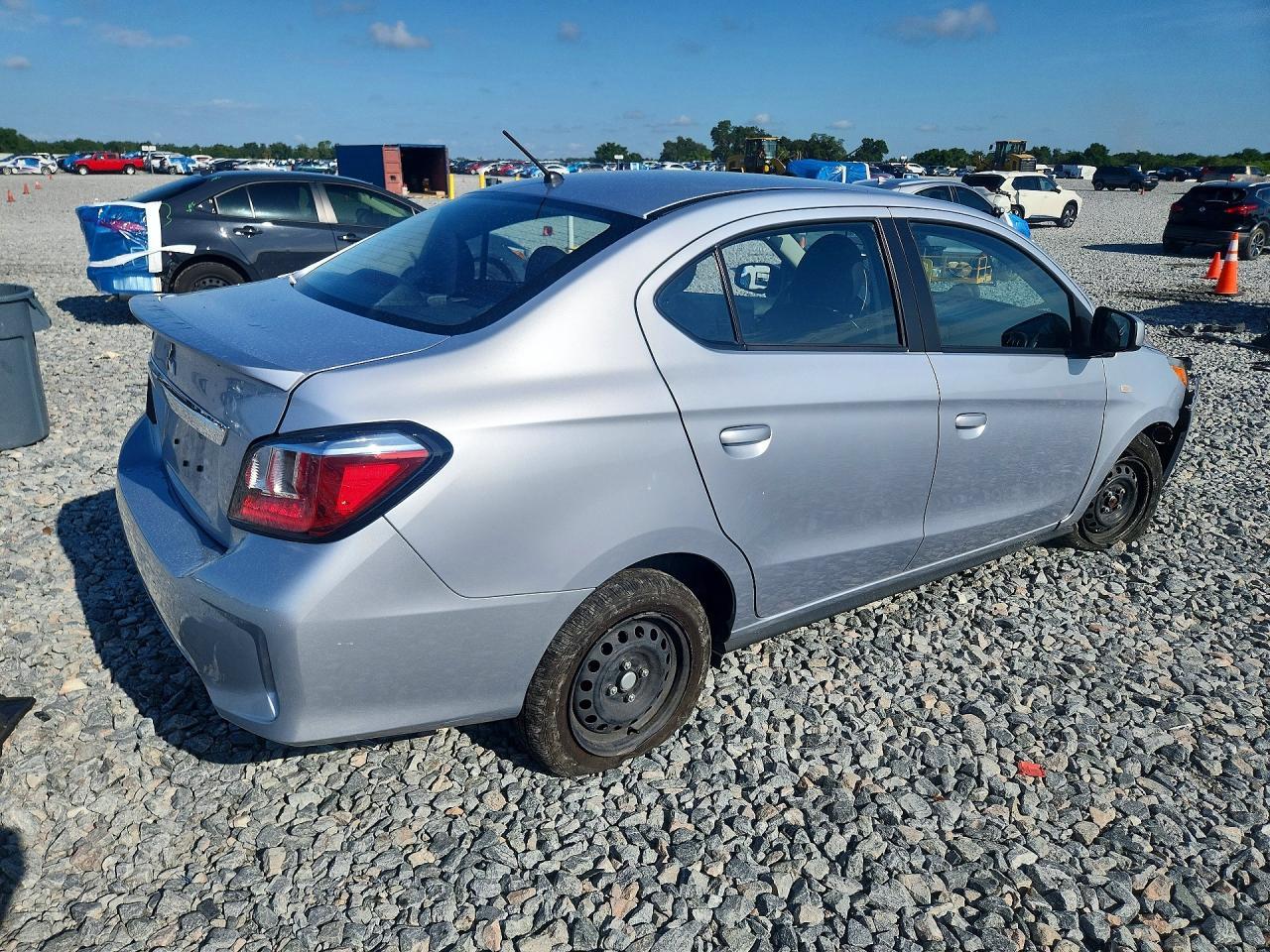 2024 Mitsubishi Mirage G4 Es - Фото 3