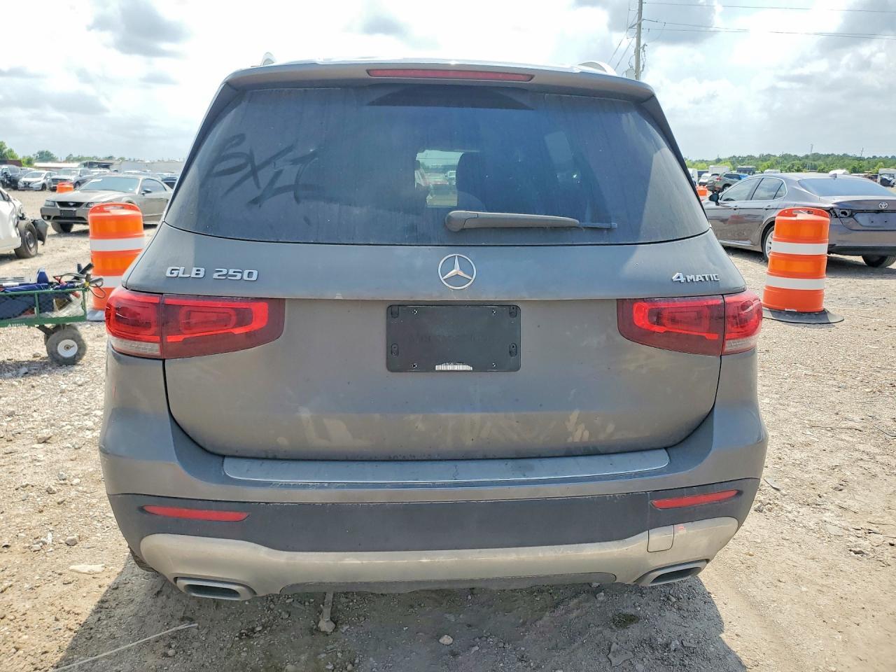 2021 Mercedes-Benz Glb 250 4Matic - Фото 6