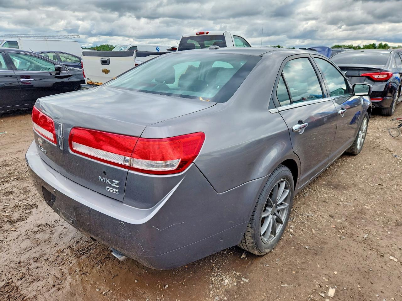 2012 Lincoln Mkz - Image 3