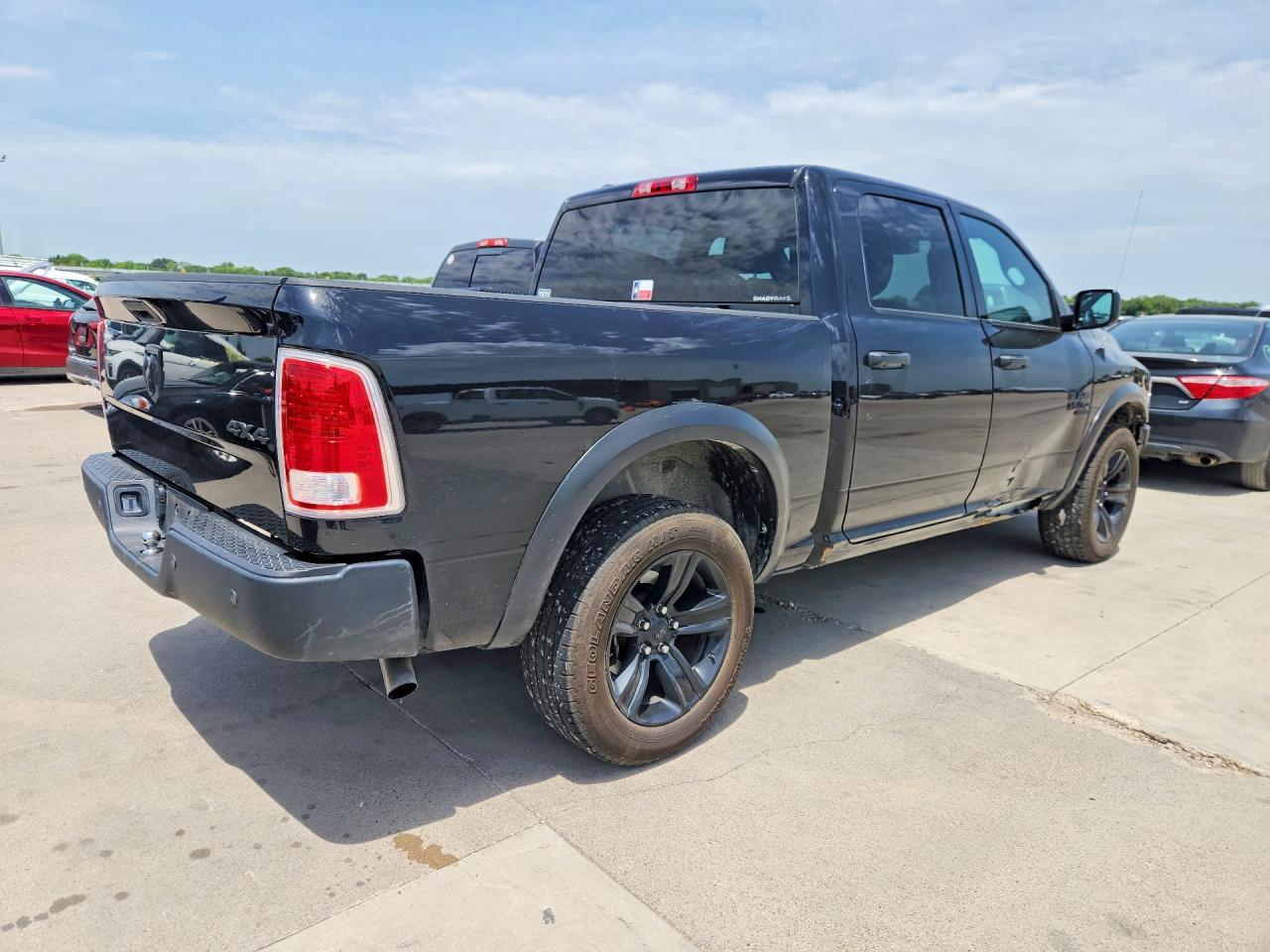 2023 Ram 1500 Classic Slt - Фото 3