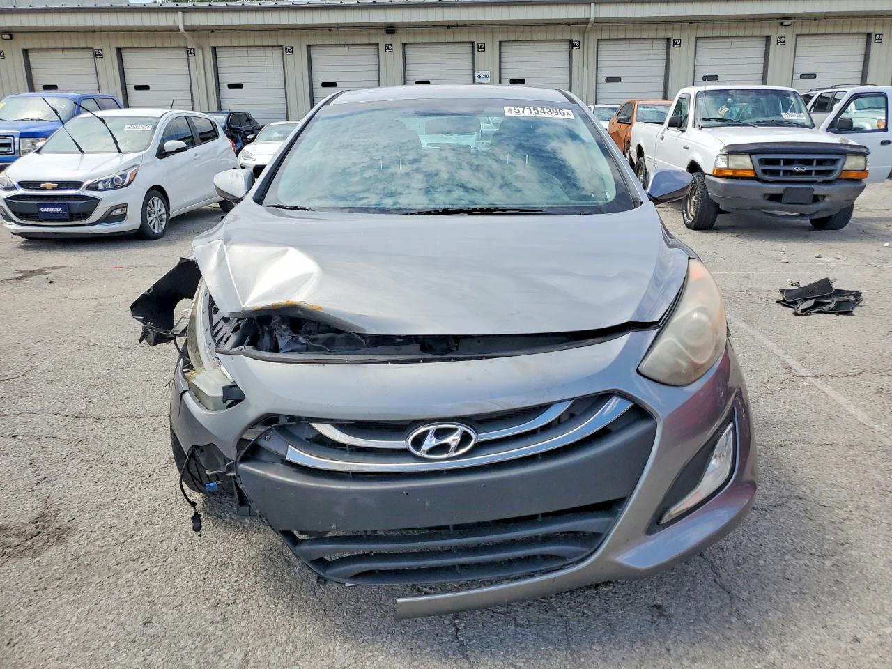 2014 Hyundai Elantra Gt Base - Image 5