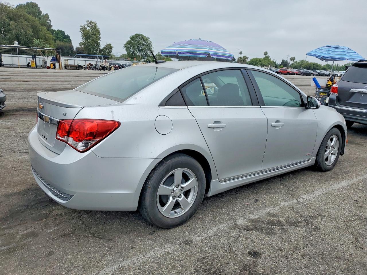 2014 Chevrolet Cruze Lt - Image 3