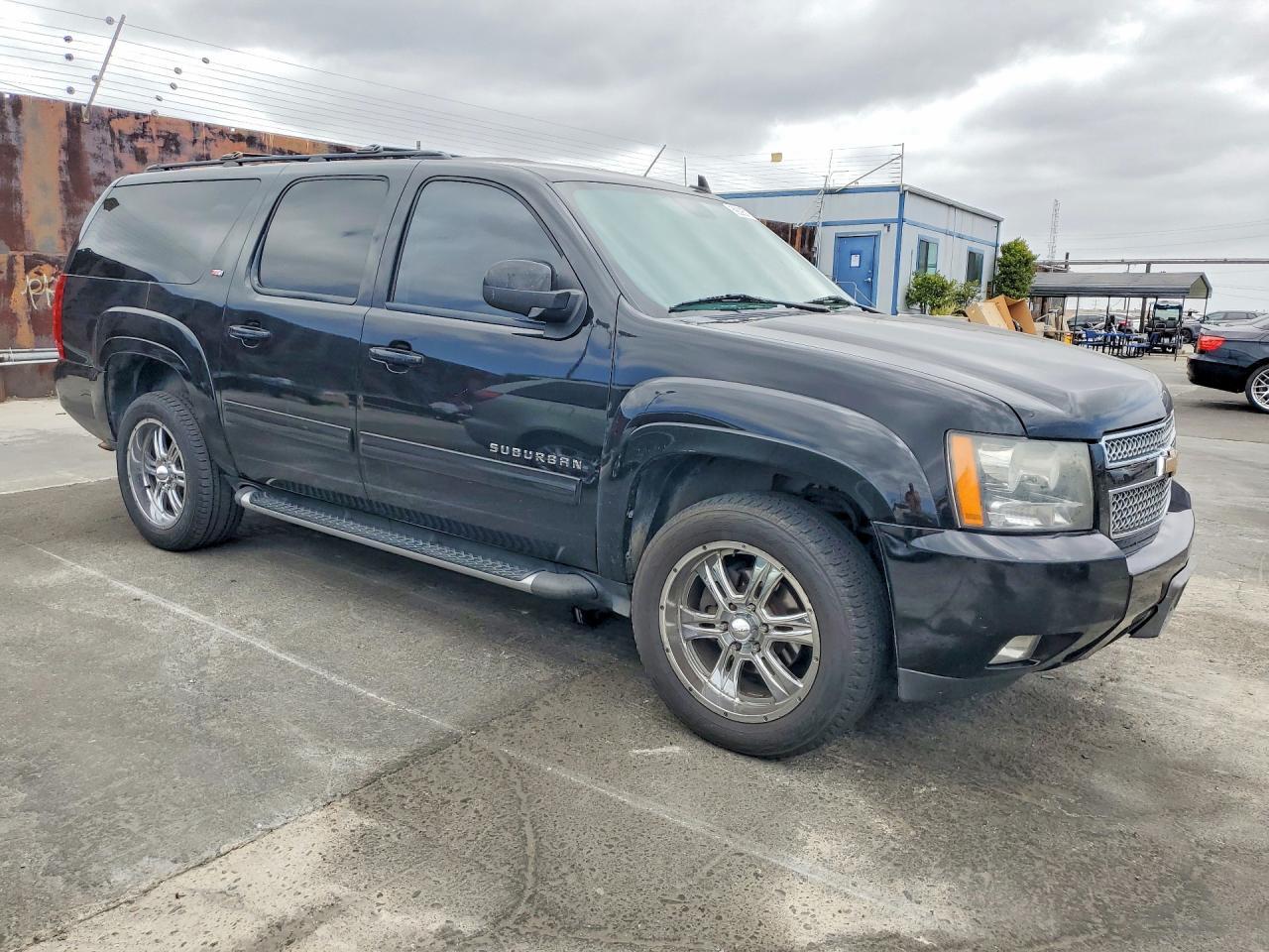 2011 Chevrolet Suburban K1500 Lt - Фото 4