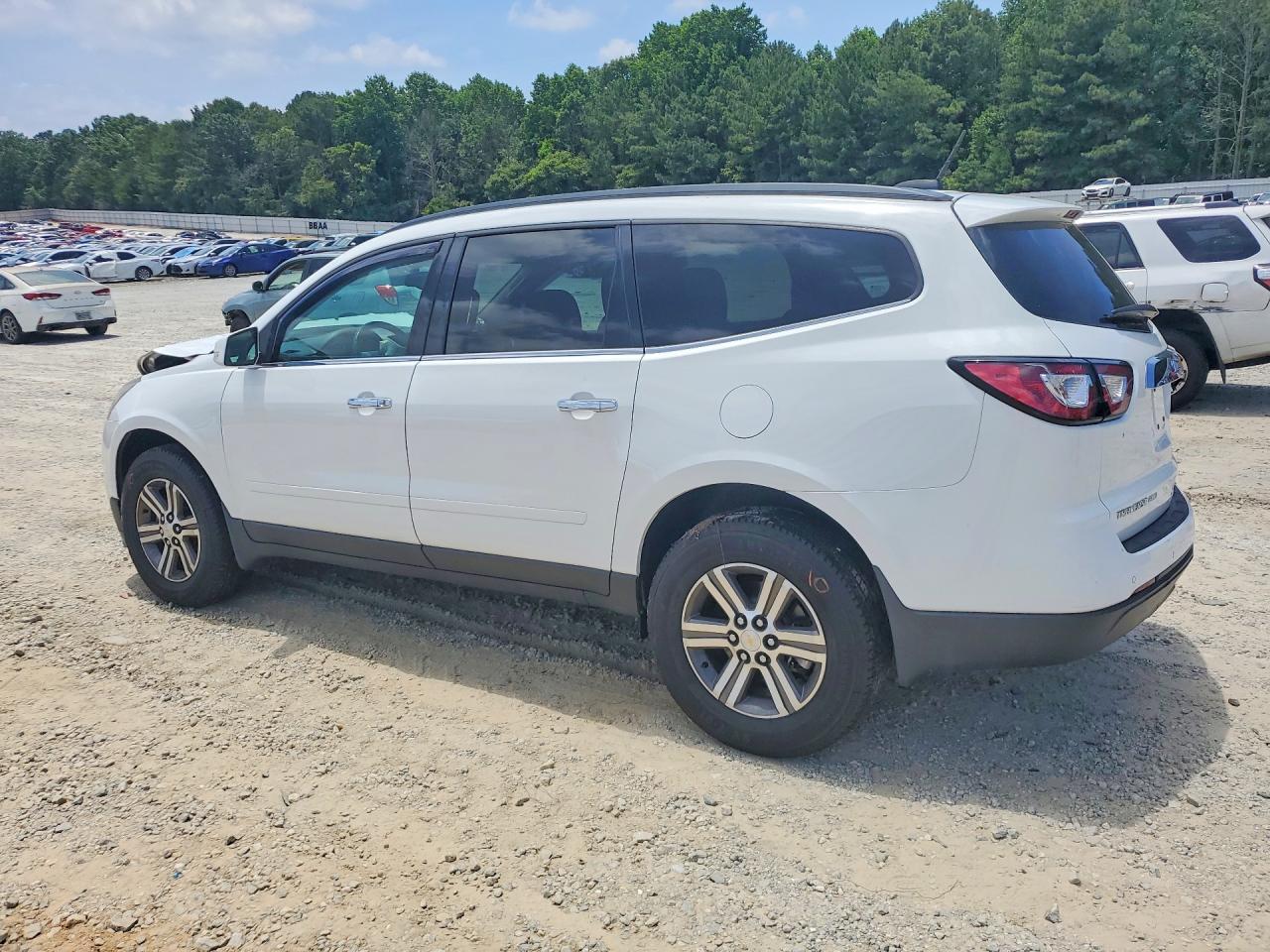 2017 Chevrolet Traverse Lt - Фото 2