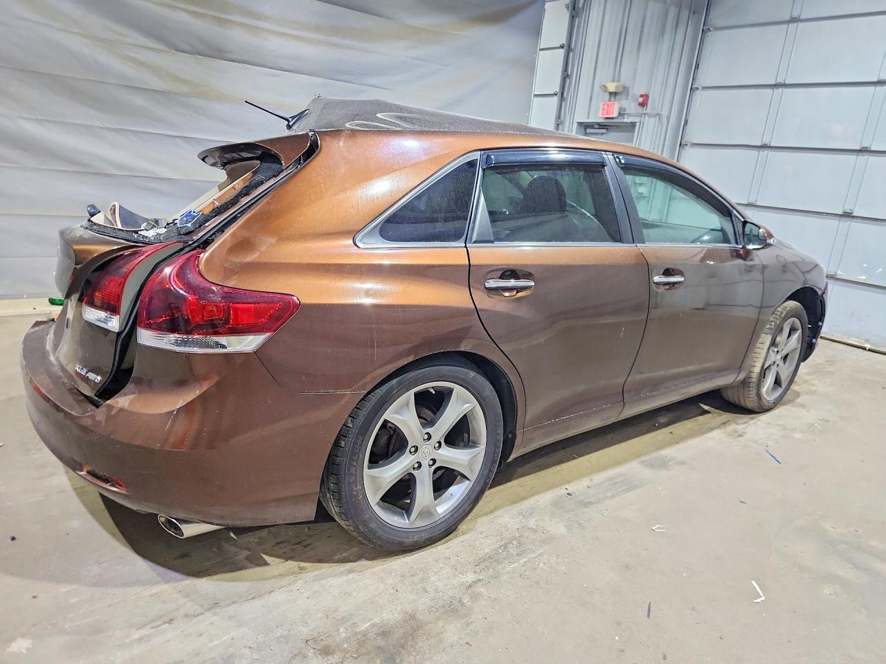 2013 Toyota Venza Xle - Image 3
