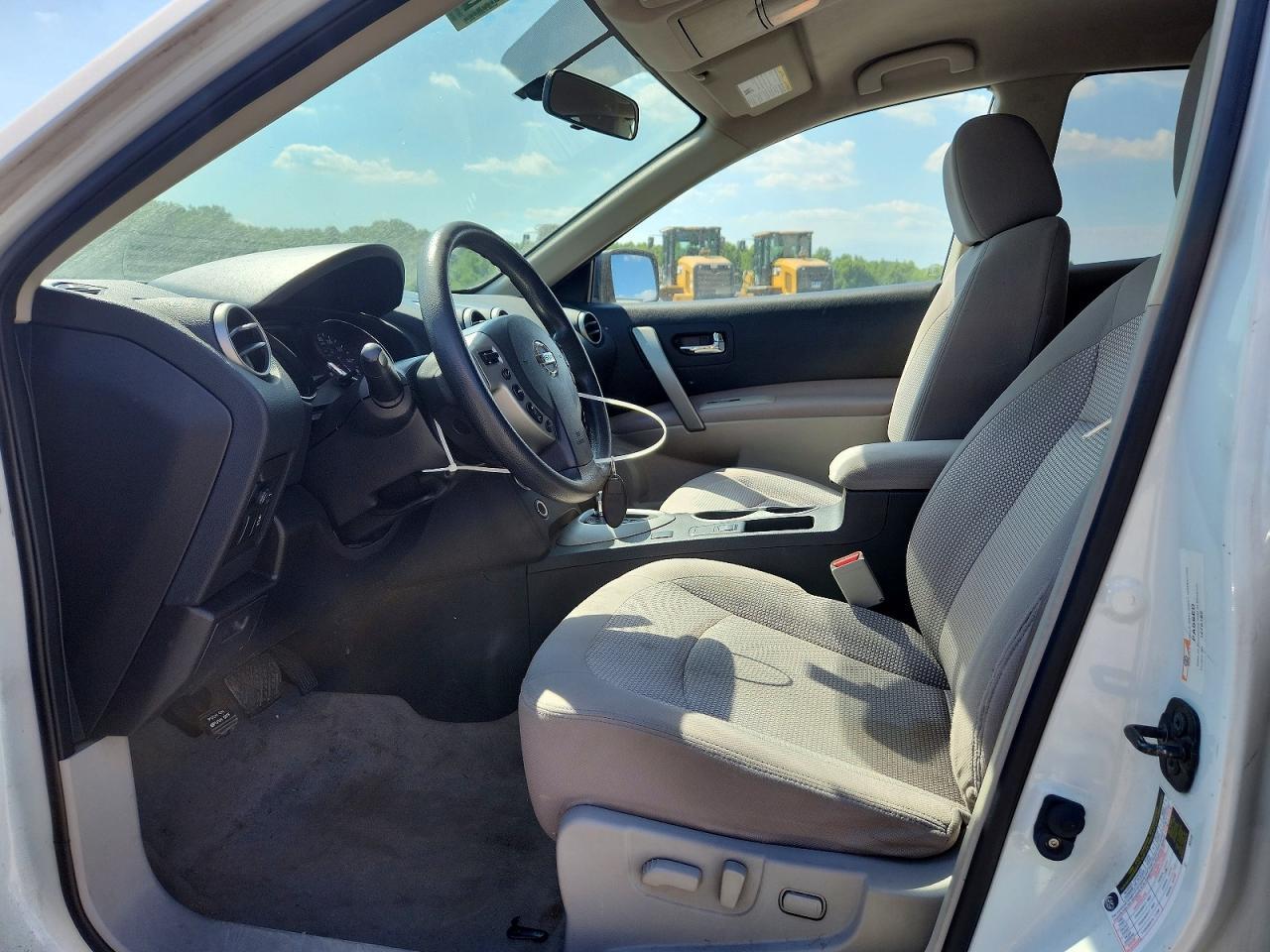2012 Nissan Rogue S - Image 7