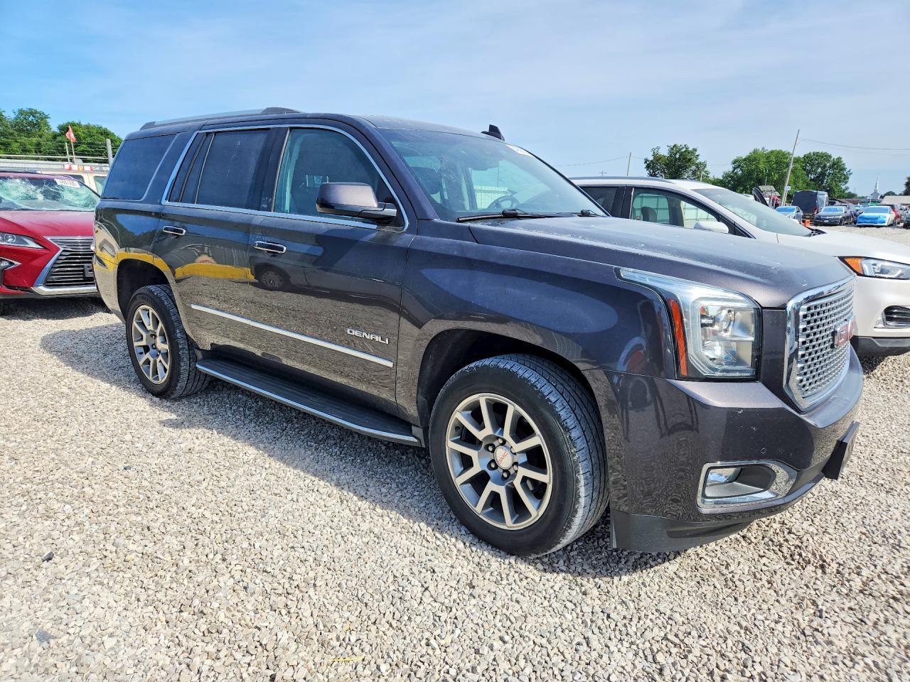 2016 GMC Yukon Denali - Фото 4