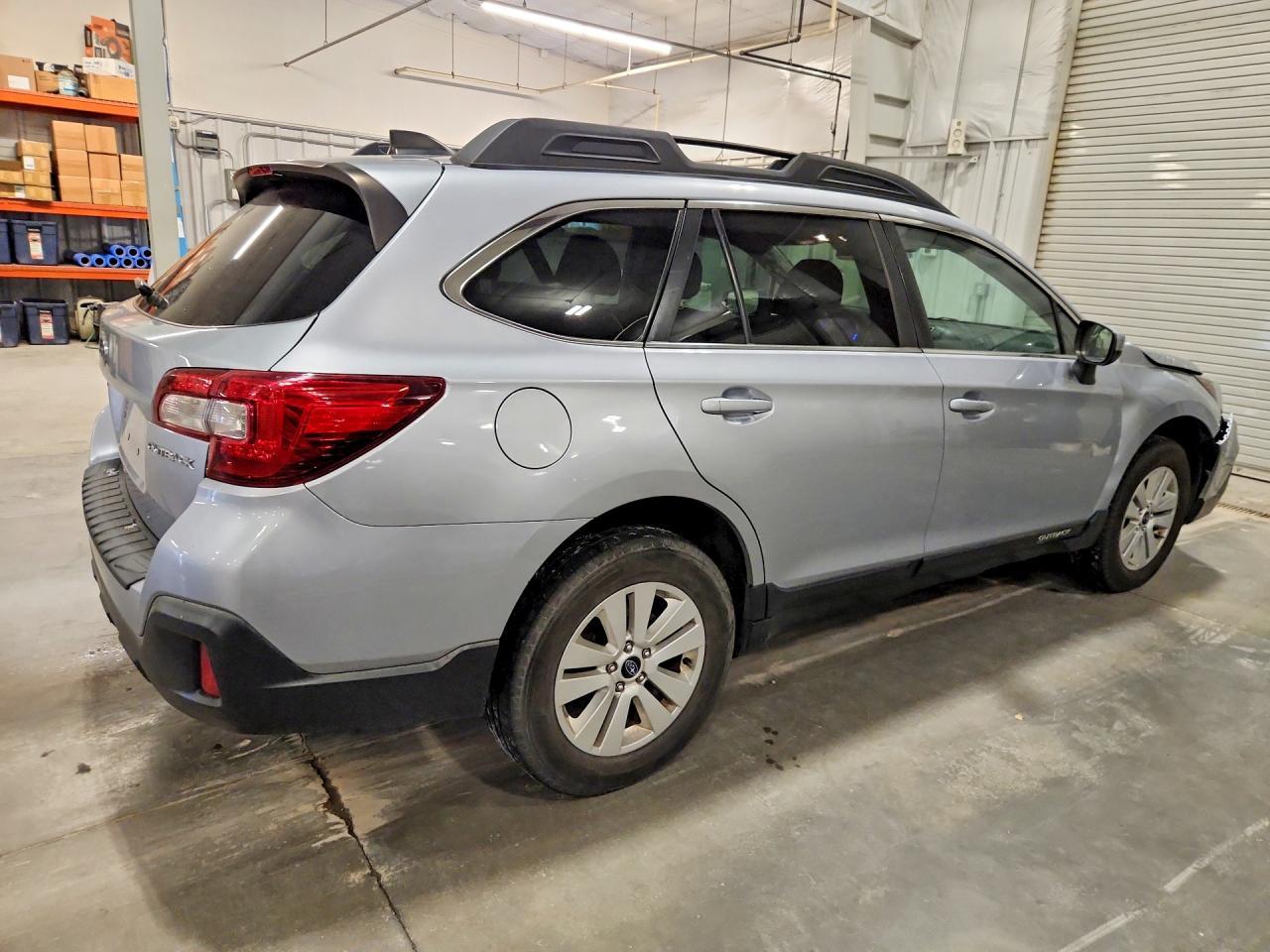 2019 Subaru Outback 2.5I Premium - Фото 3