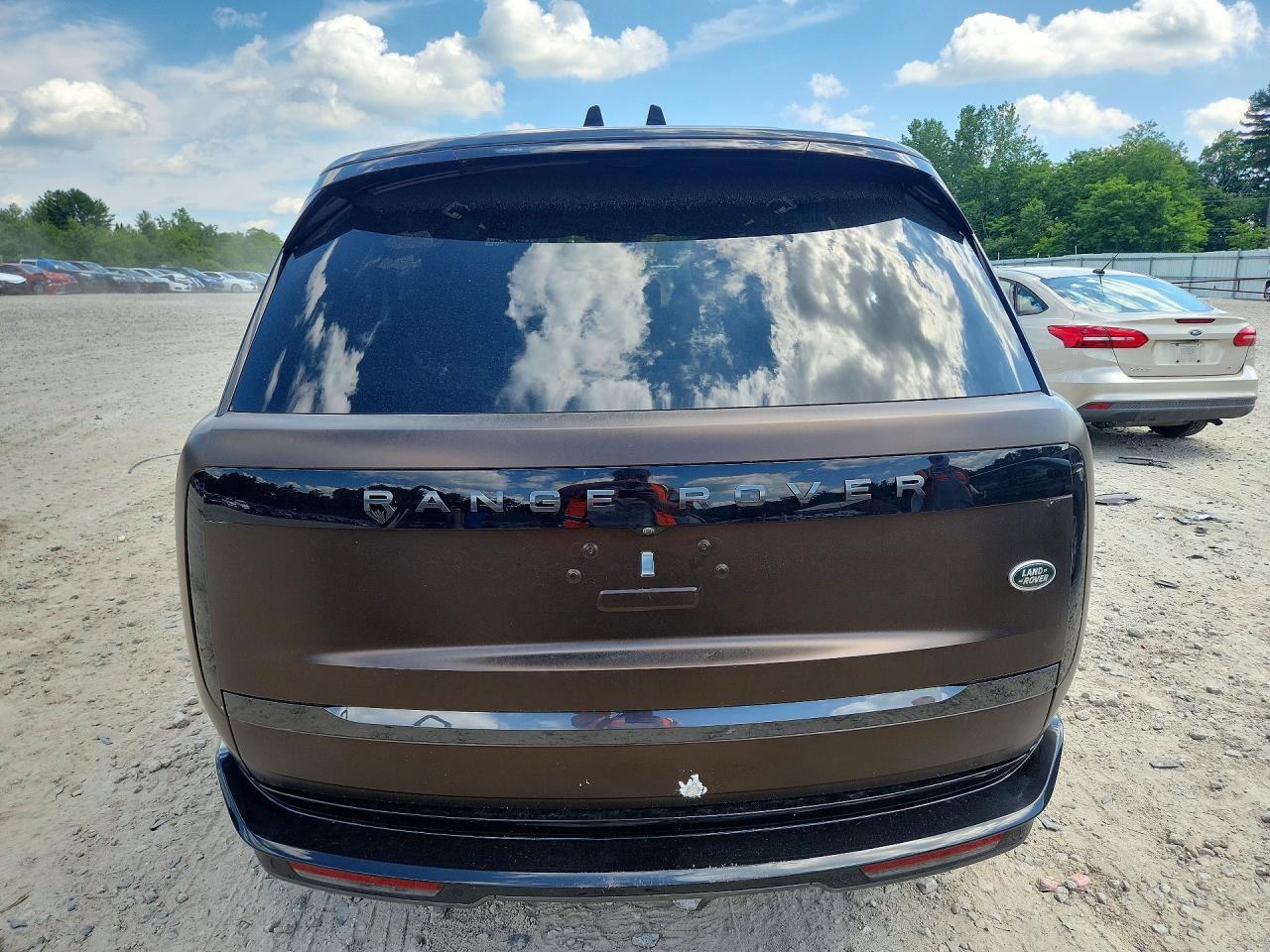 2023 Land Rover Range Rover Se - Image 6