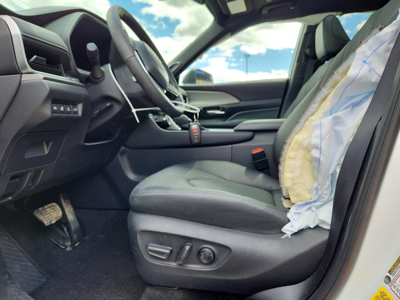 2026 Toyota Grand Highlander Hybrid Nightshade - Image 7