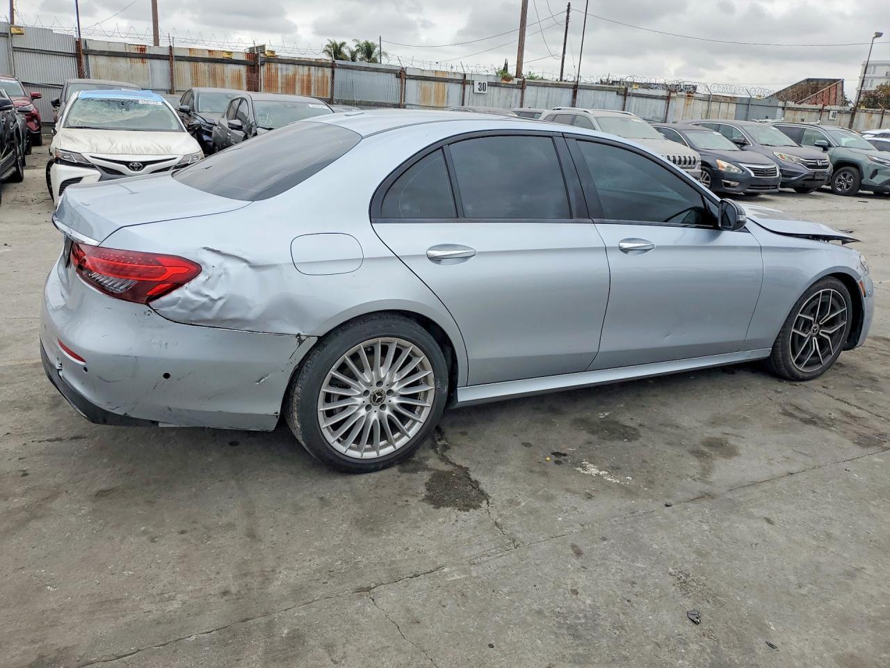 2021 Mercedes-Benz E 350 - Image 3