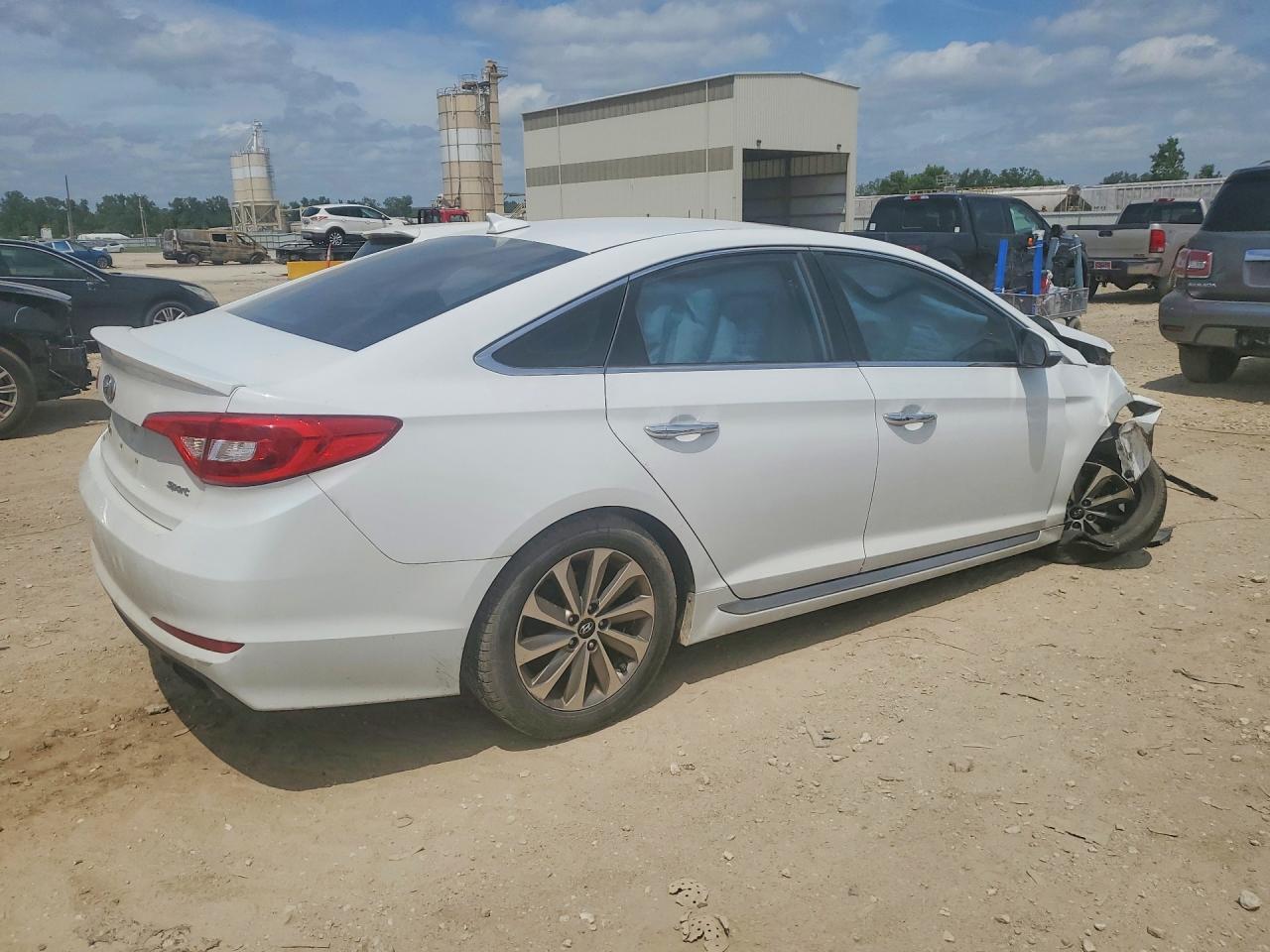 2016 Hyundai Sonata Sport - Фото 3