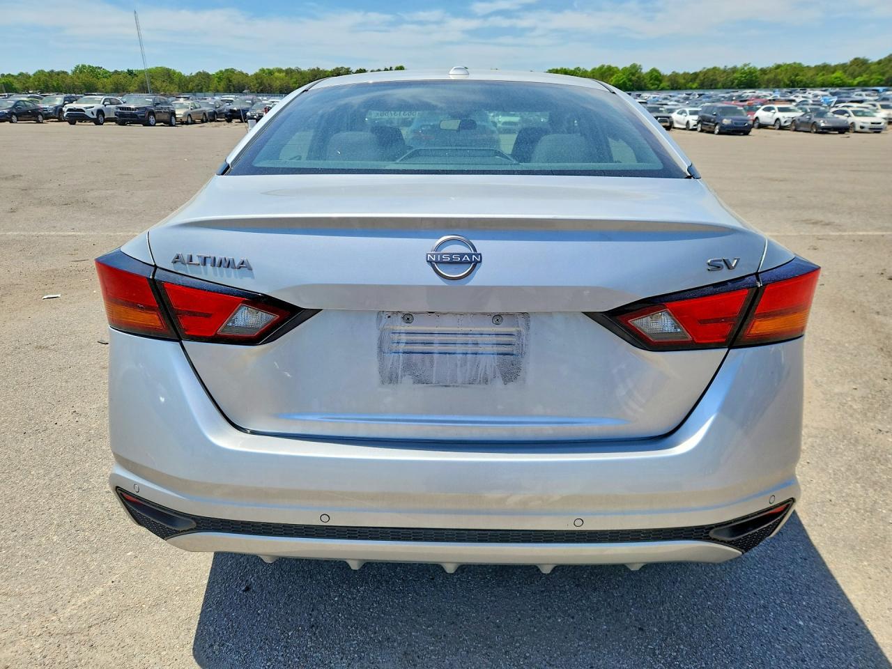 2023 Nissan Altima Sv - Image 6