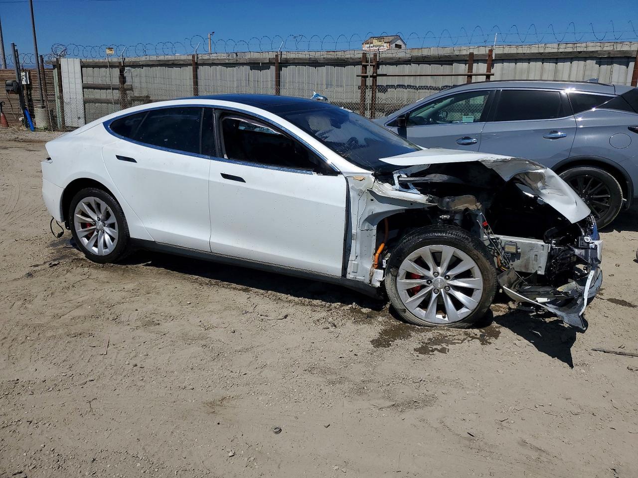 2016 Tesla Model S - Фото 4