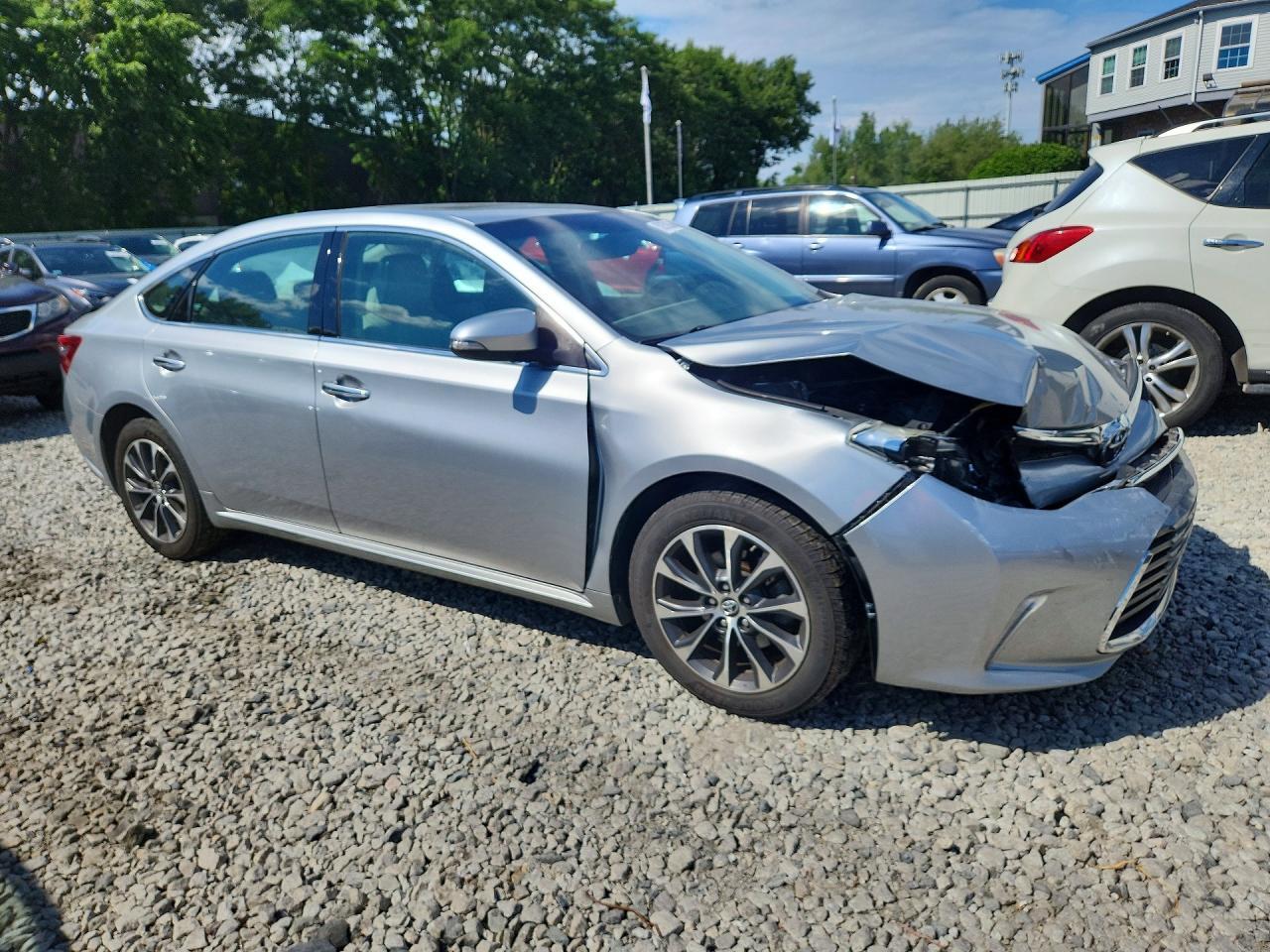 2016 Toyota Avalon Xle Premium - Image 4