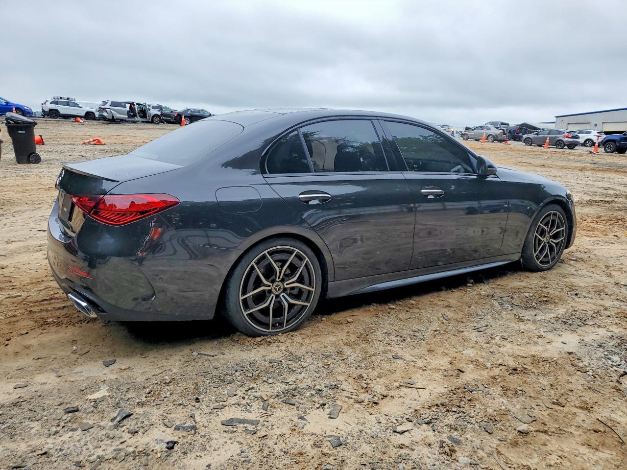 2022 Mercedes-Benz C 300 - Image 3
