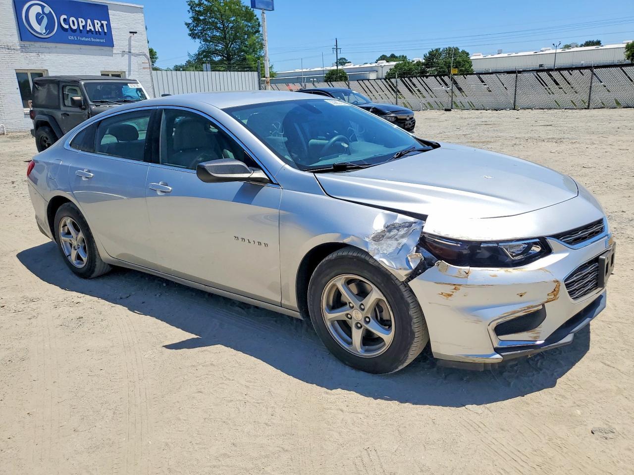 2018 Chevrolet Malibu Ls - Фото 4