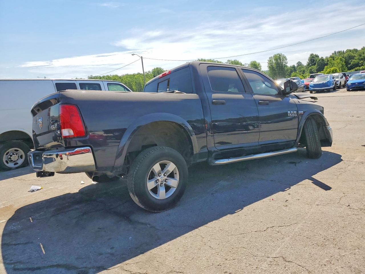 2015 Ram 1500 Slt - Image 3