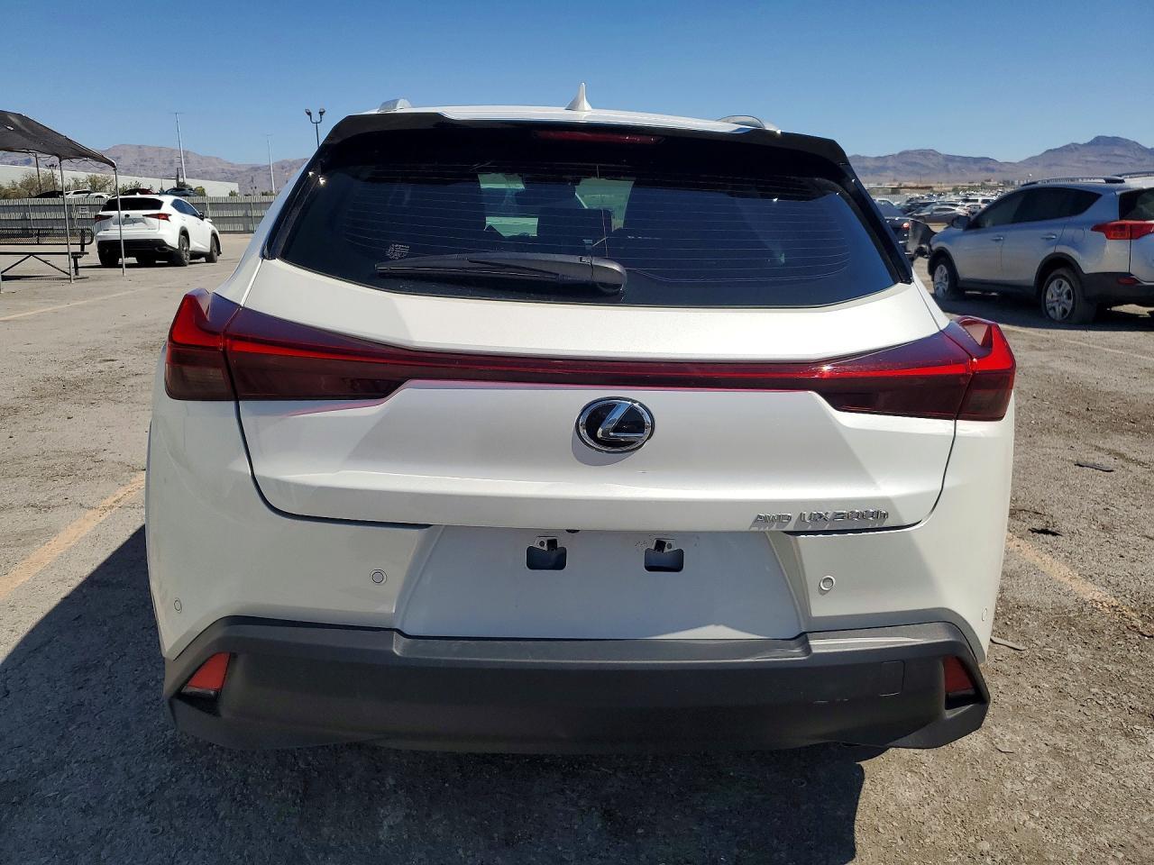 2025 Lexus Ux 300H Premium - Фото 6