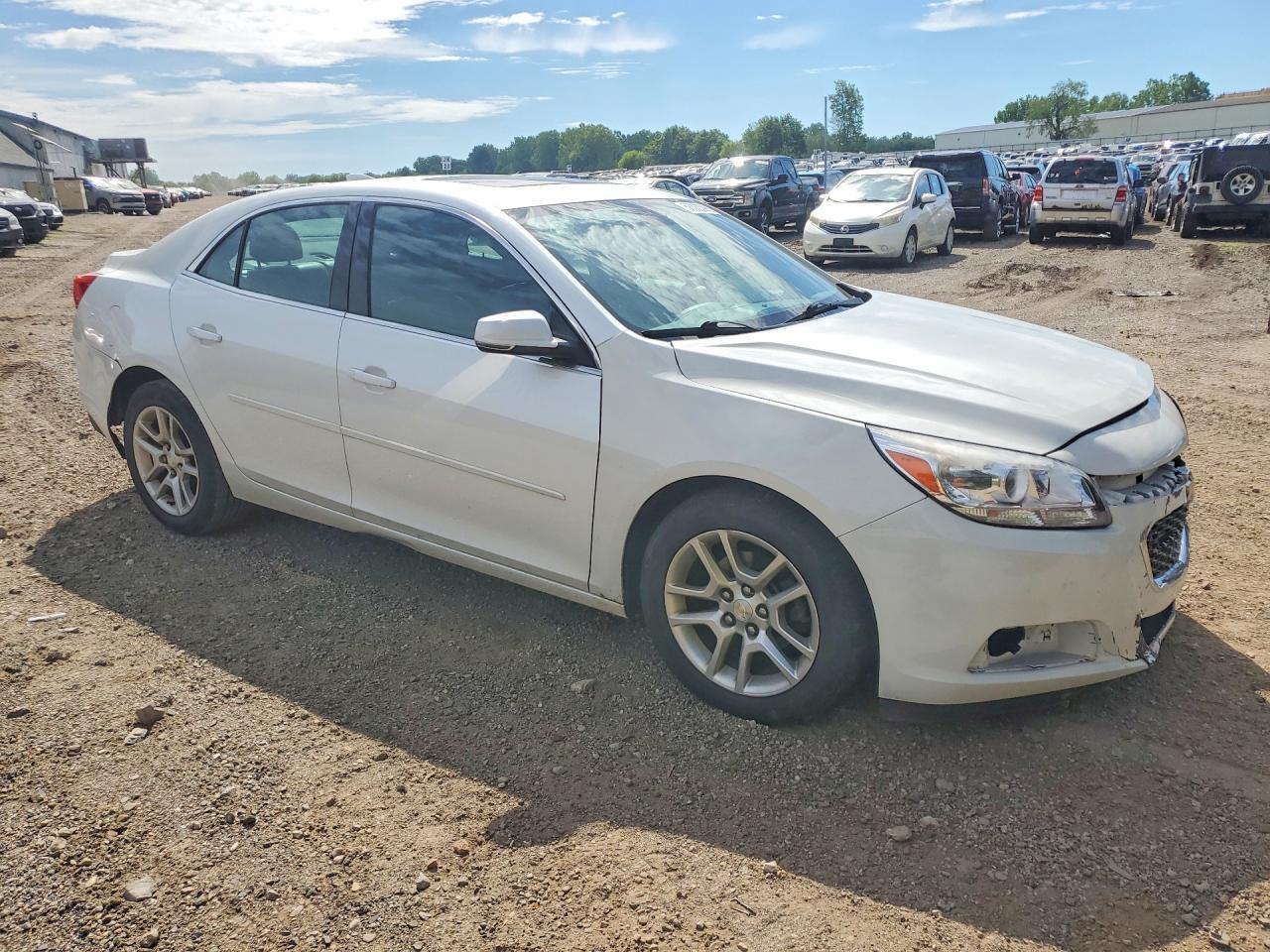 2015 Chevrolet Malibu 1Lt - Image 4