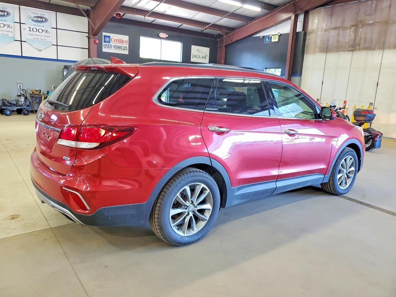 2017 Hyundai Santa Fe Se - Фото 3