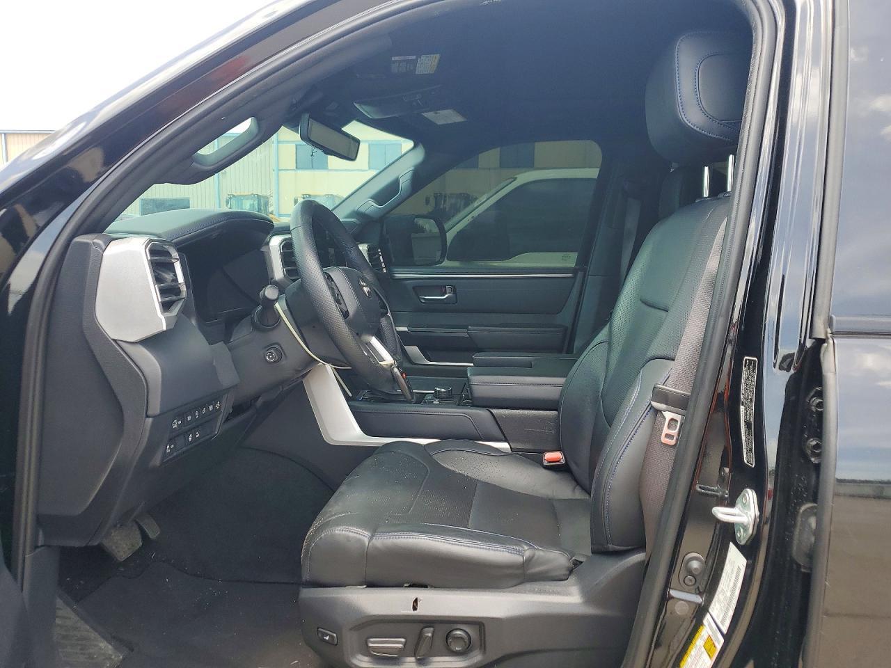 2022 Toyota Tundra Platinum - Фото 7