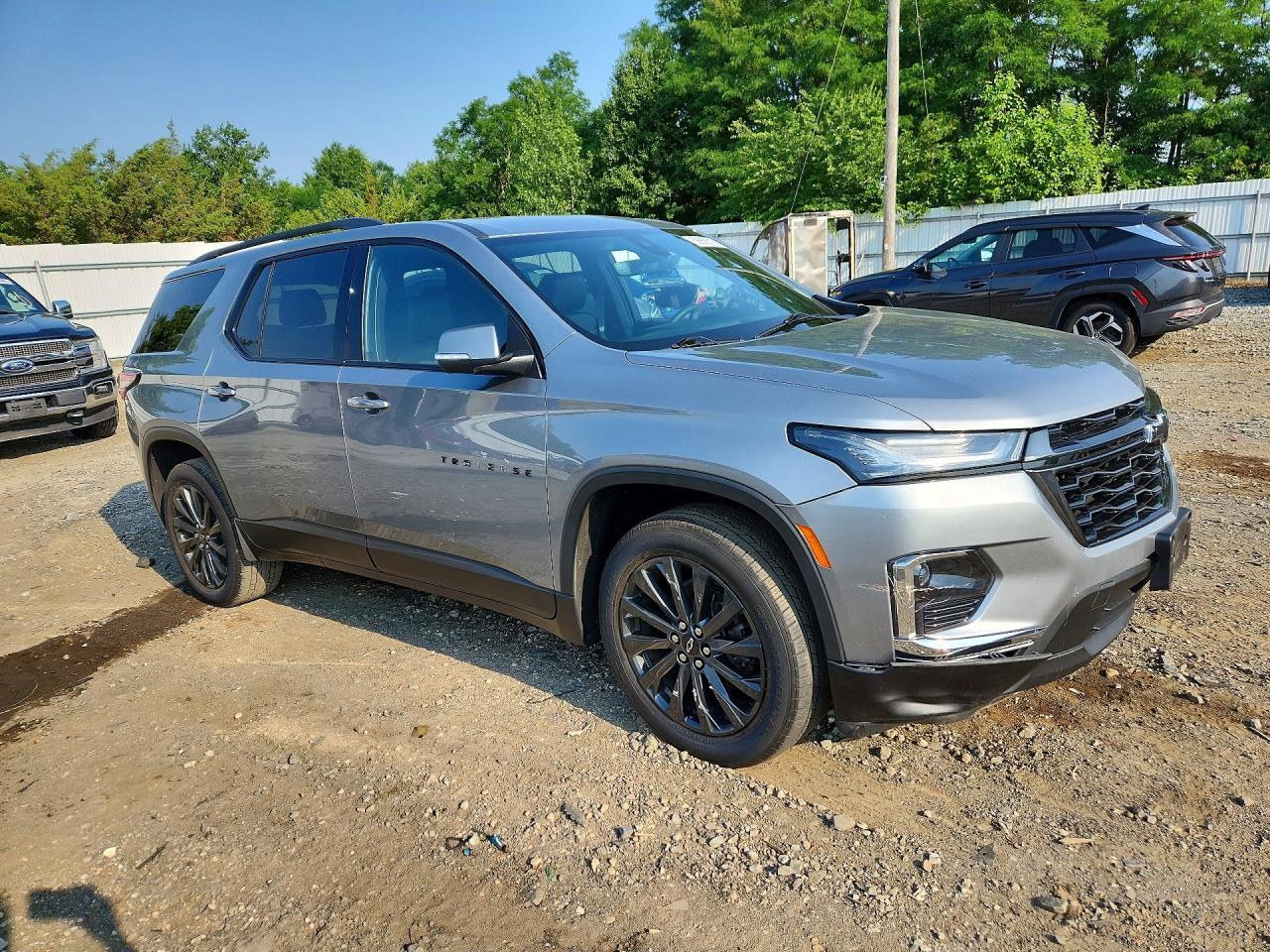 2023 Chevrolet Traverse Rs - Image 4