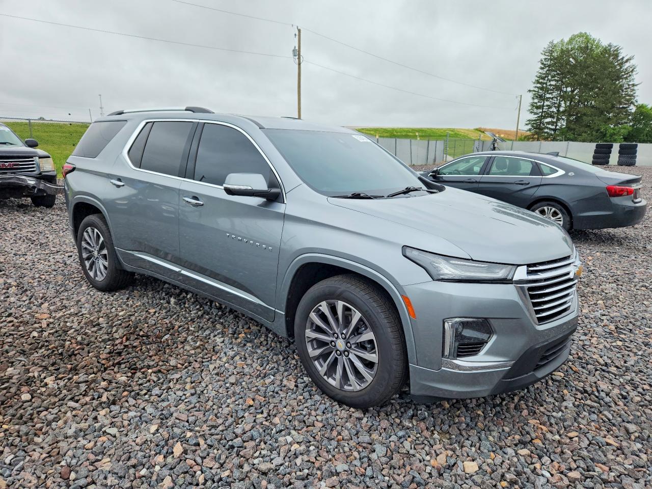 2023 Chevrolet Traverse Premier - Фото 4